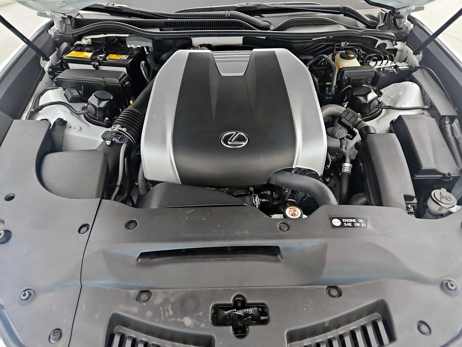 Thumbnail: 2020 Lexus RC - 20