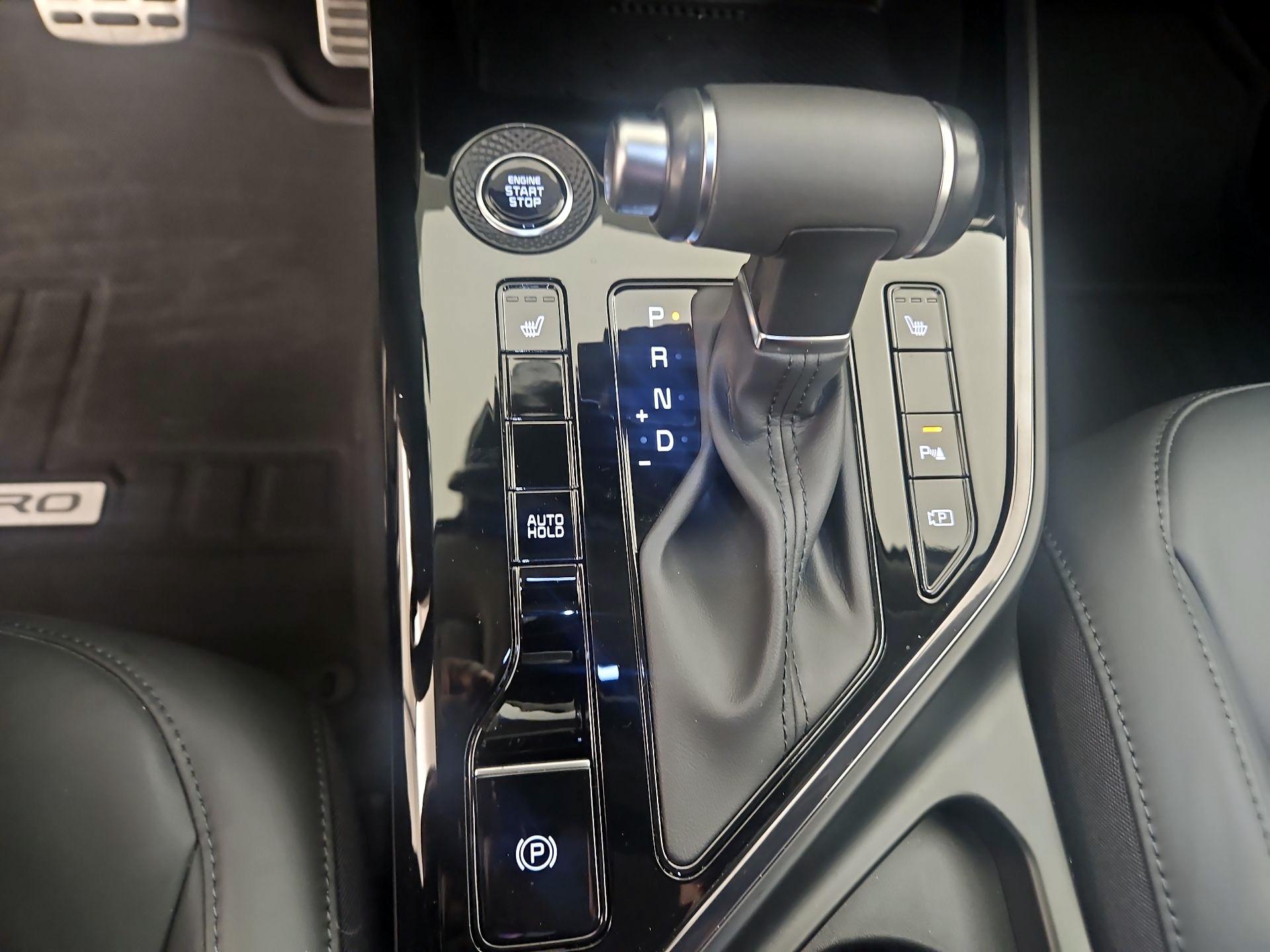 Thumbnail: 2024 Kia Niro - 18