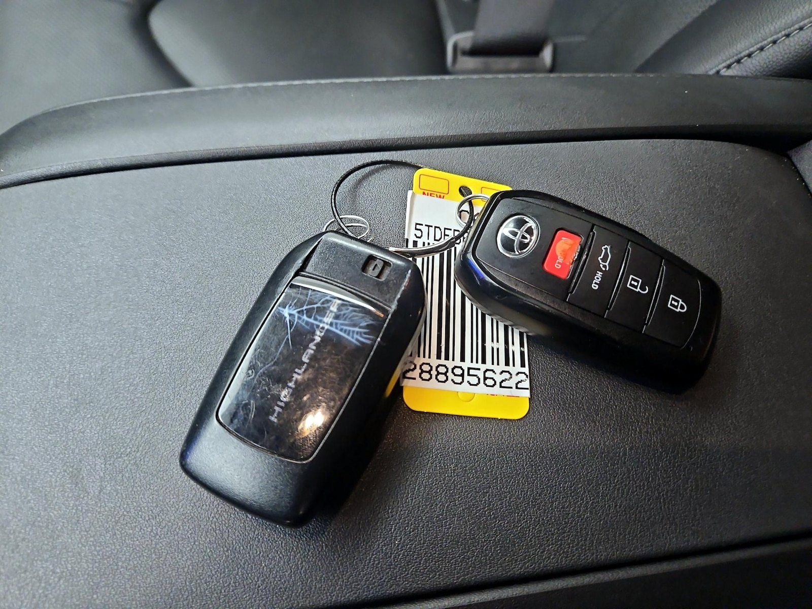 2024 Toyota Highlander Platinum - Photo 26