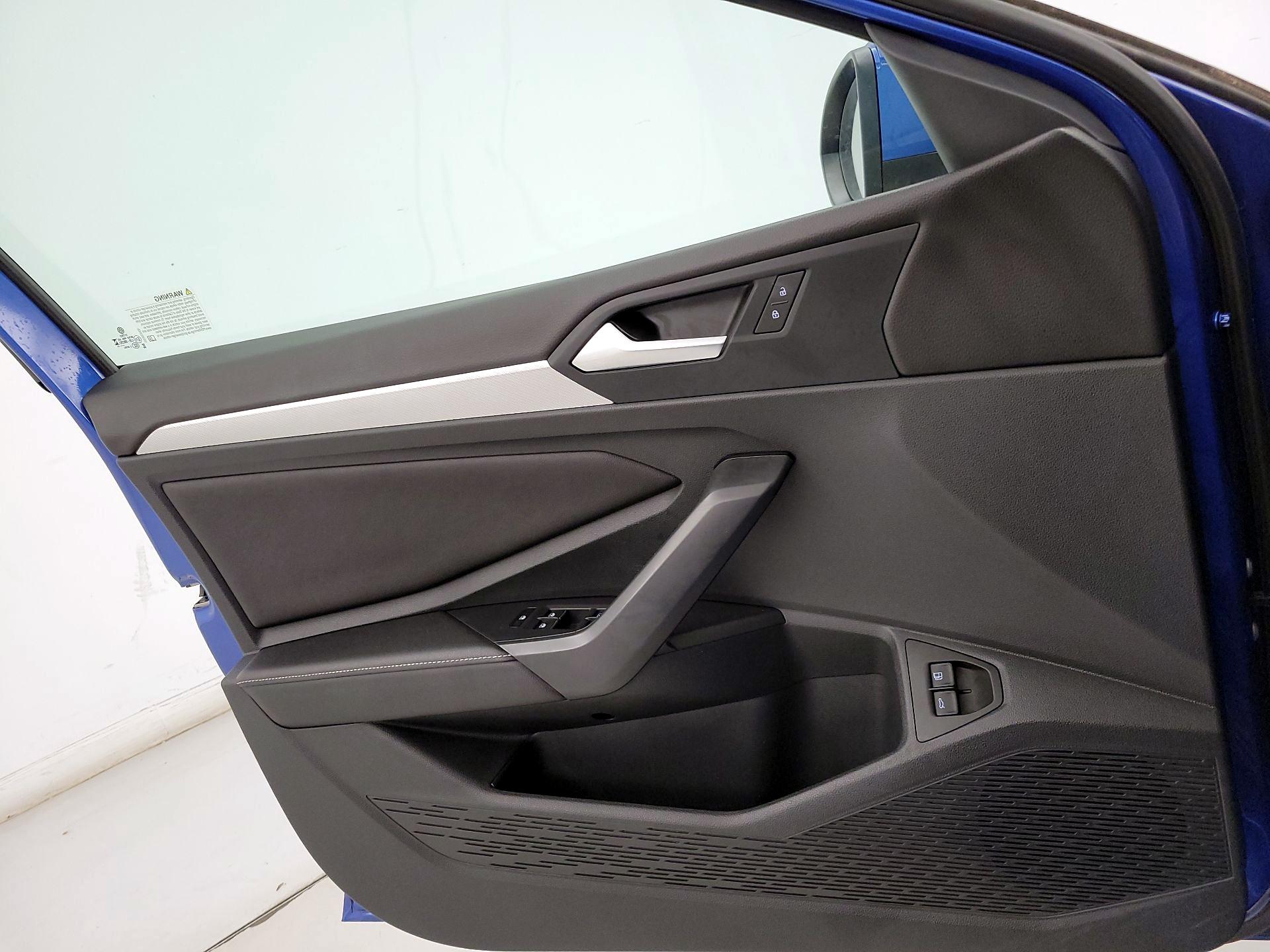 Thumbnail: 2024 Volkswagen Jetta - 12