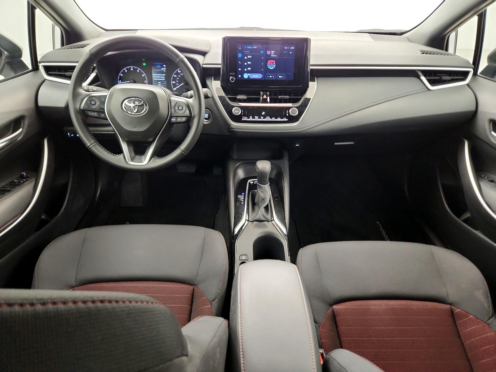 2025 Toyota Corolla SE - Photo 8