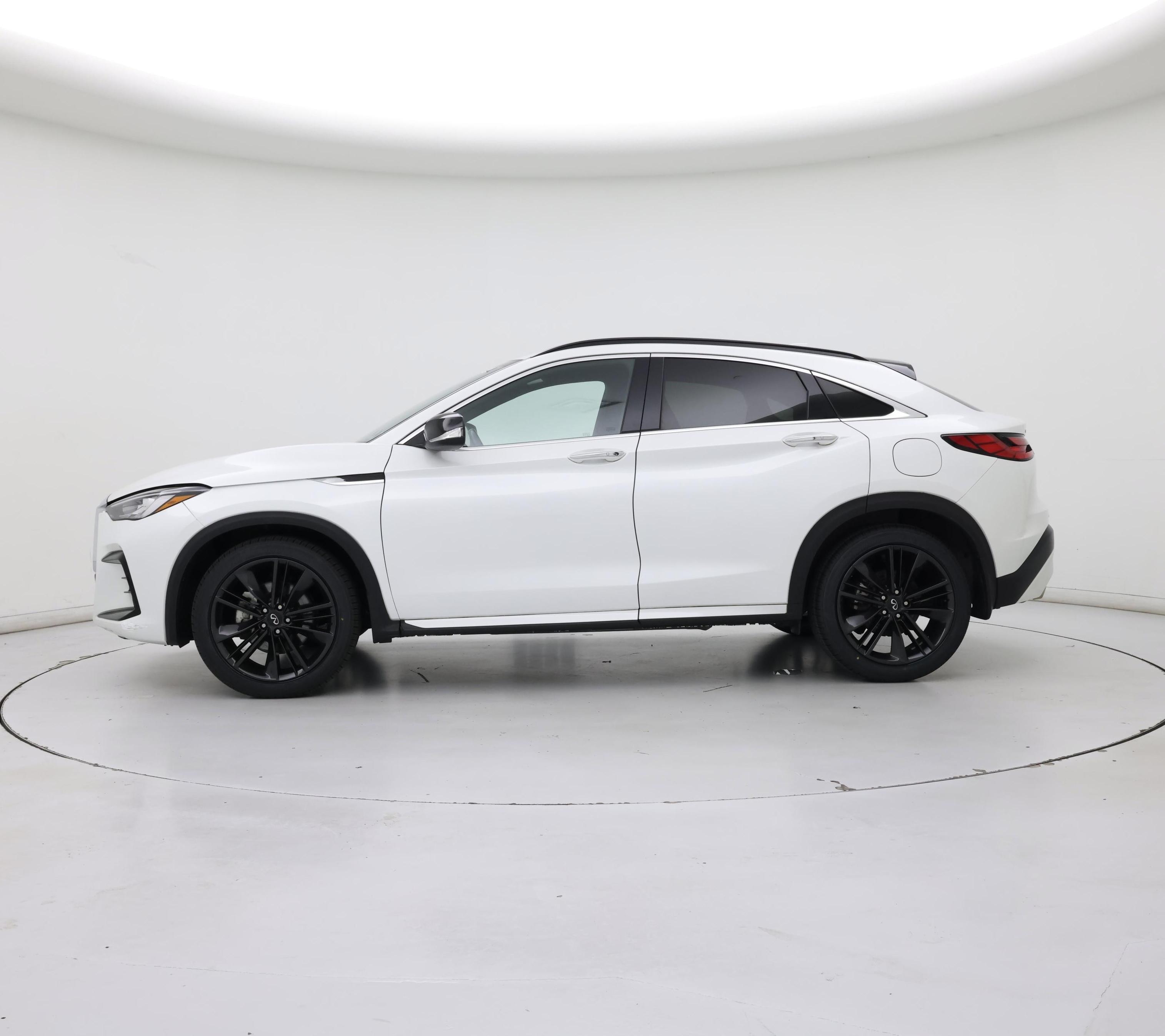 Thumbnail: 2023 INFINITI QX55 - 3