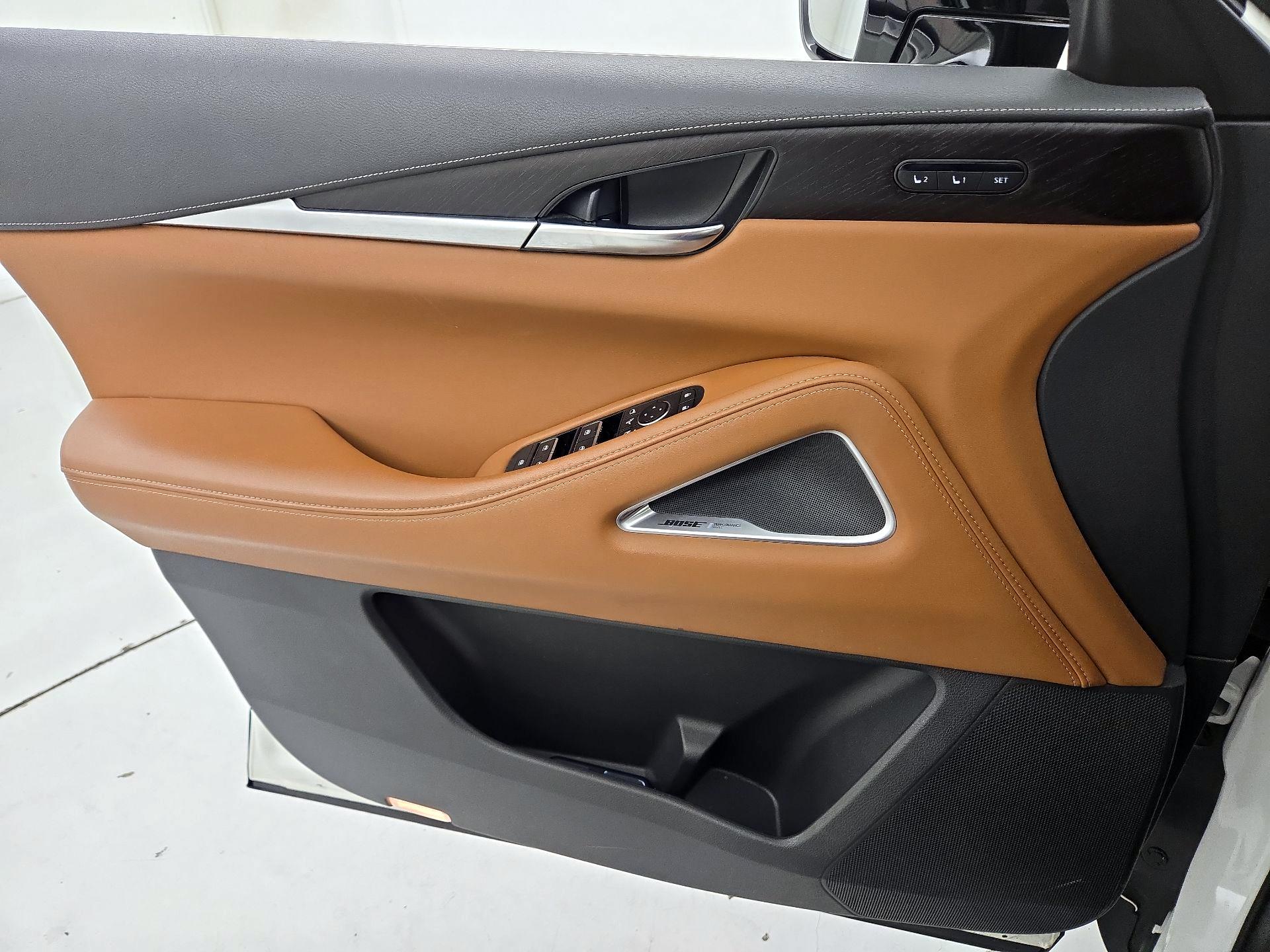Thumbnail: 2023 INFINITI QX60 - 12