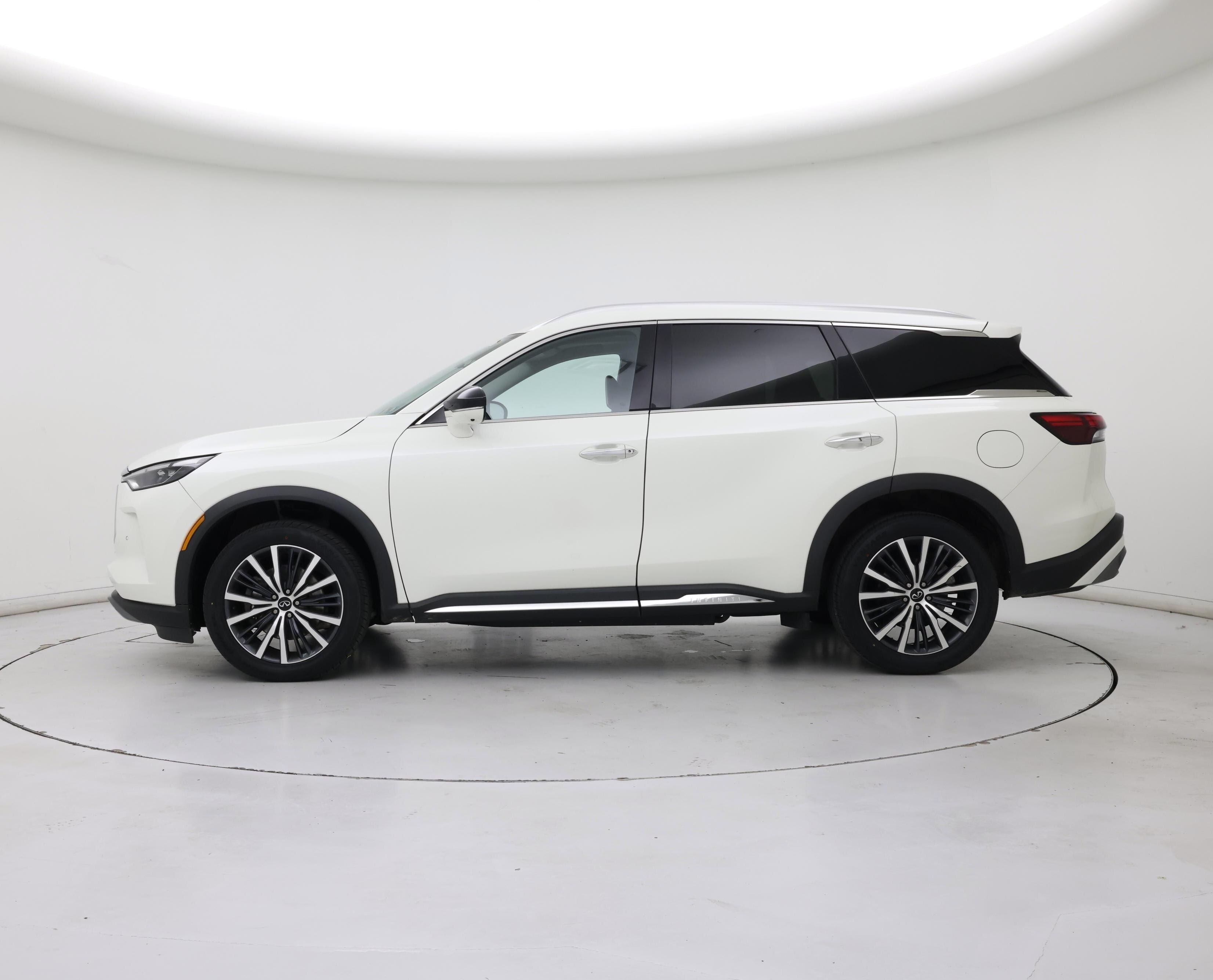 Thumbnail: 2023 INFINITI QX60 - 3
