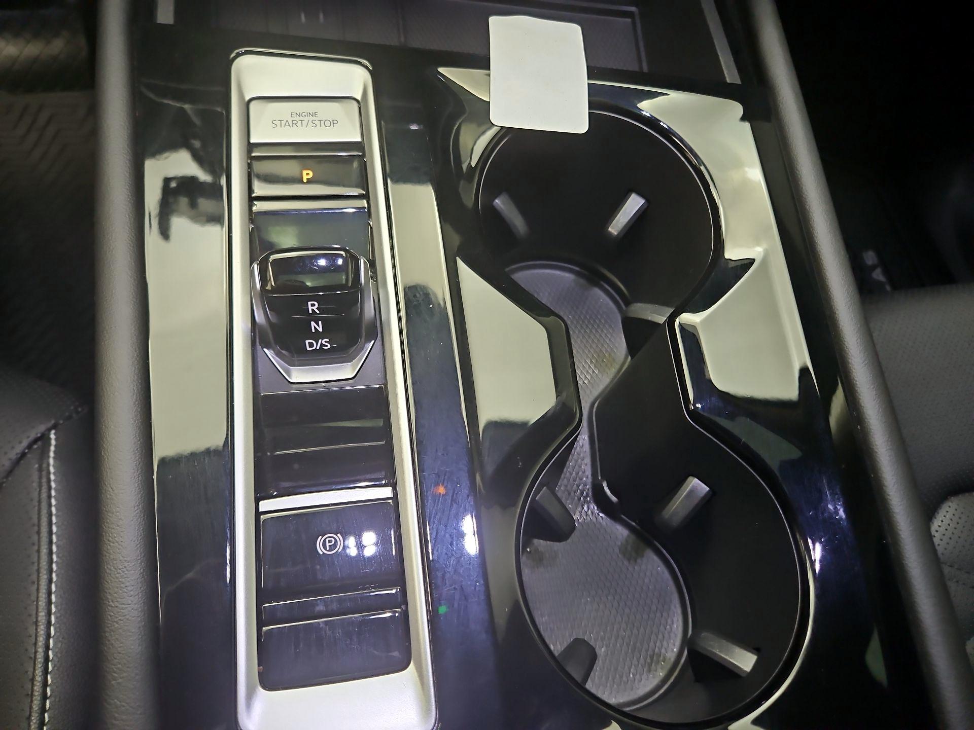 Thumbnail: 2025 Volkswagen Atlas - 17