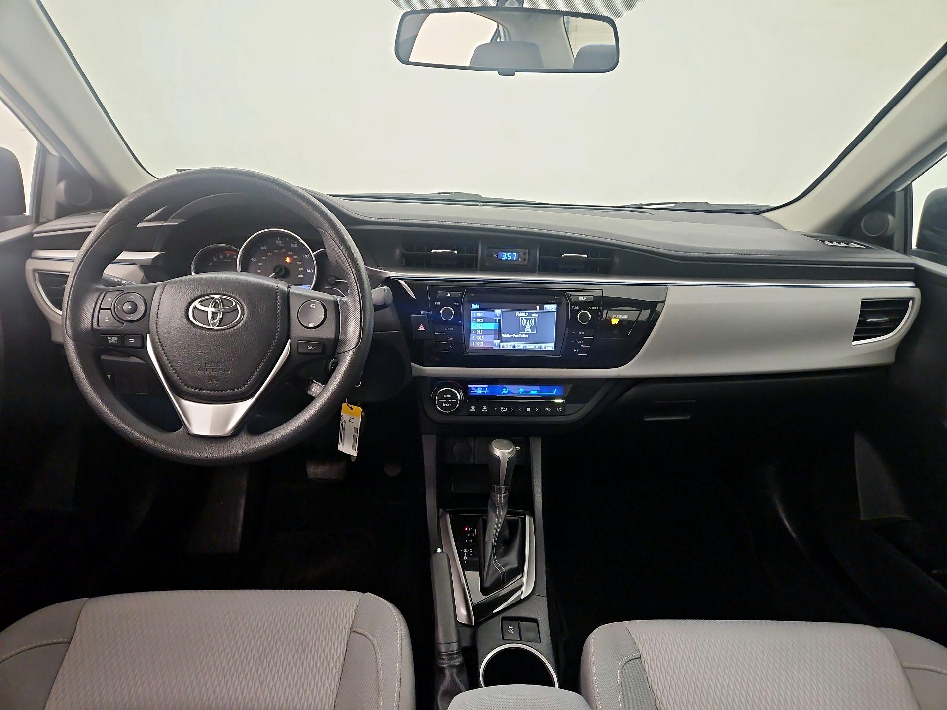 Thumbnail: 2014 Toyota Corolla - 9