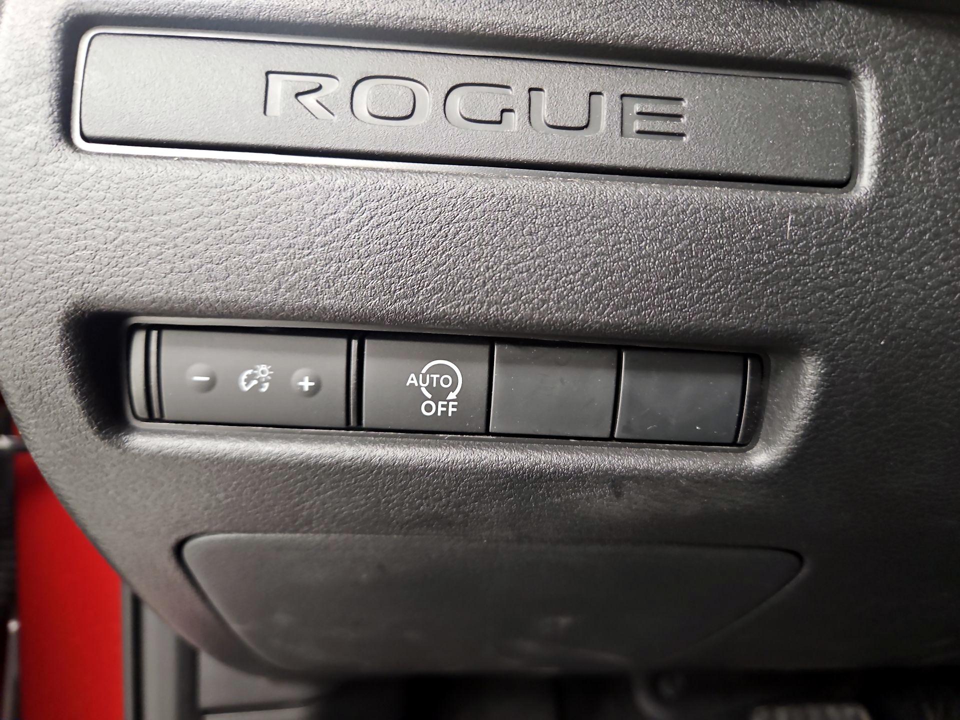 Thumbnail: 2026 Nissan Rogue - 13