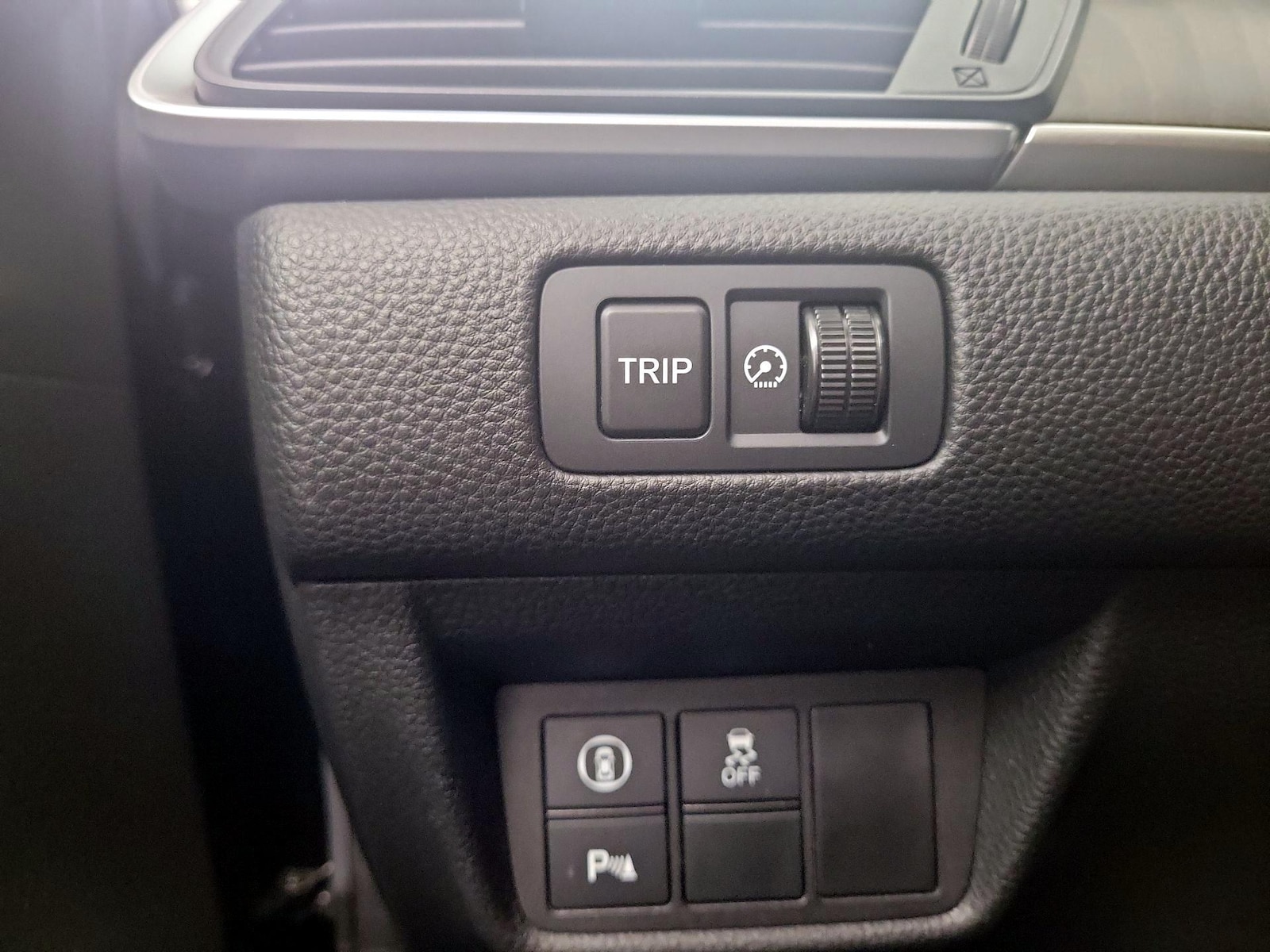2021 Honda Accord EX-L - Photo 14