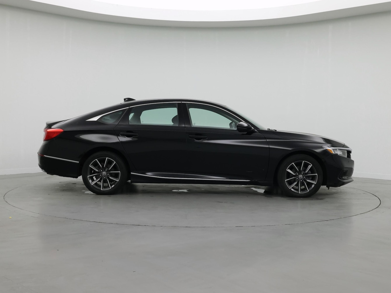 2021 Honda Accord EX-L - Photo 8