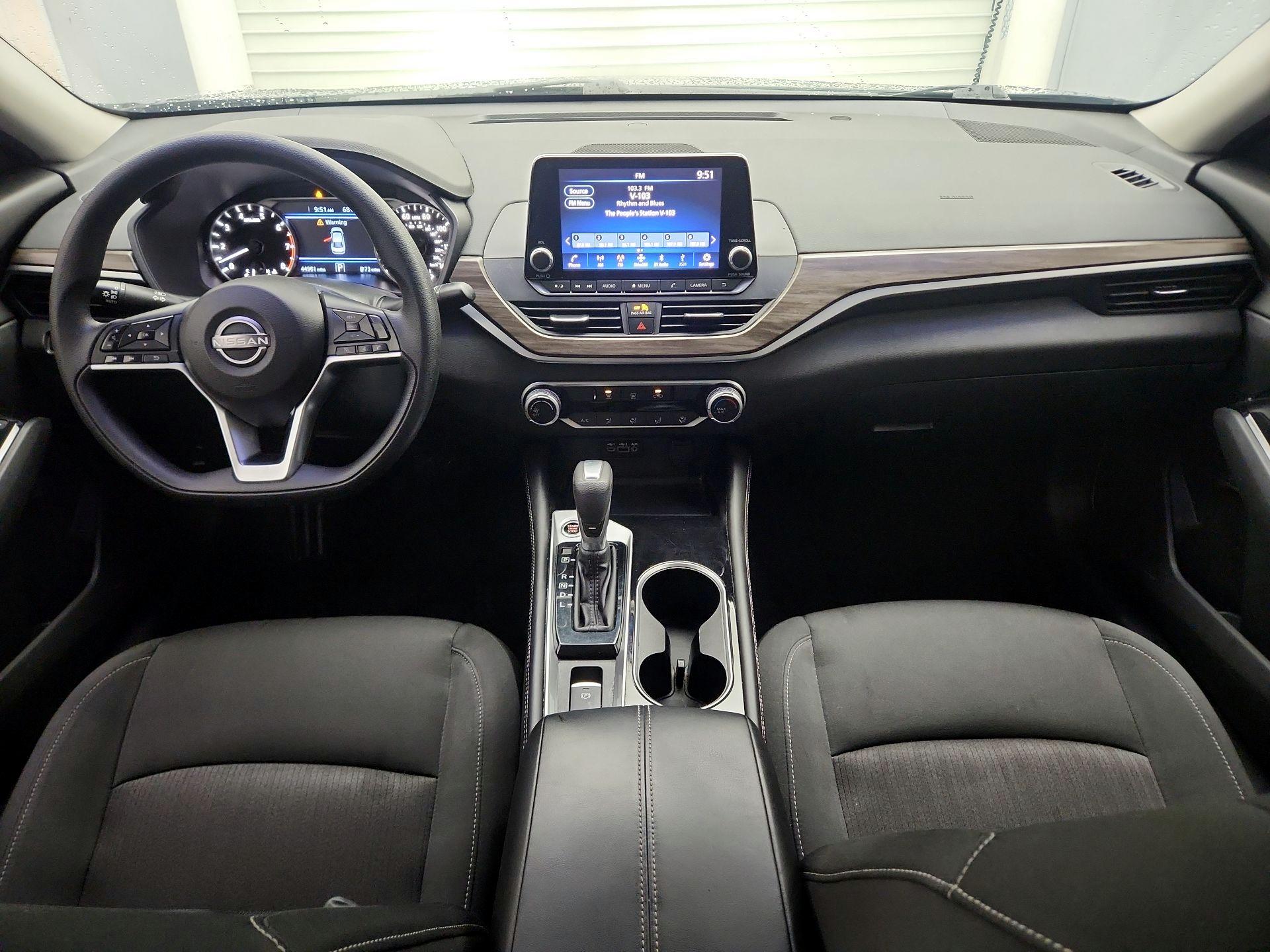 Thumbnail: 2023 Nissan Altima - 9