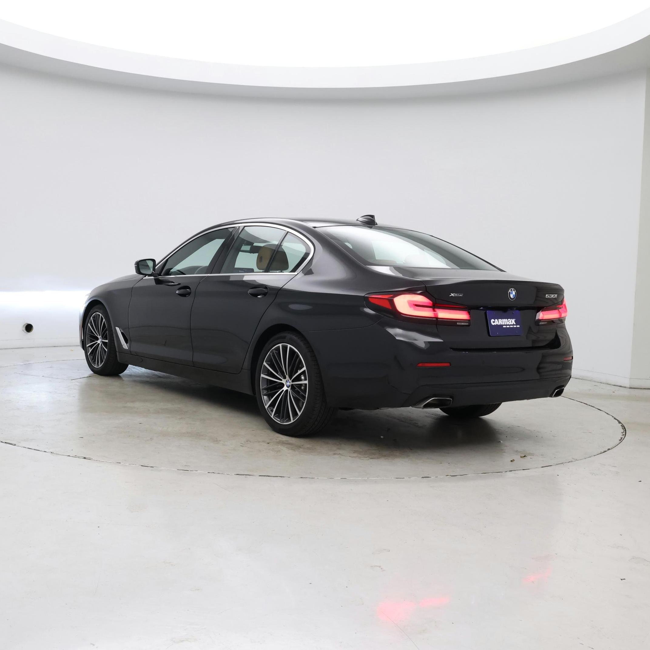Thumbnail: 2022 BMW 5 Series - 2
