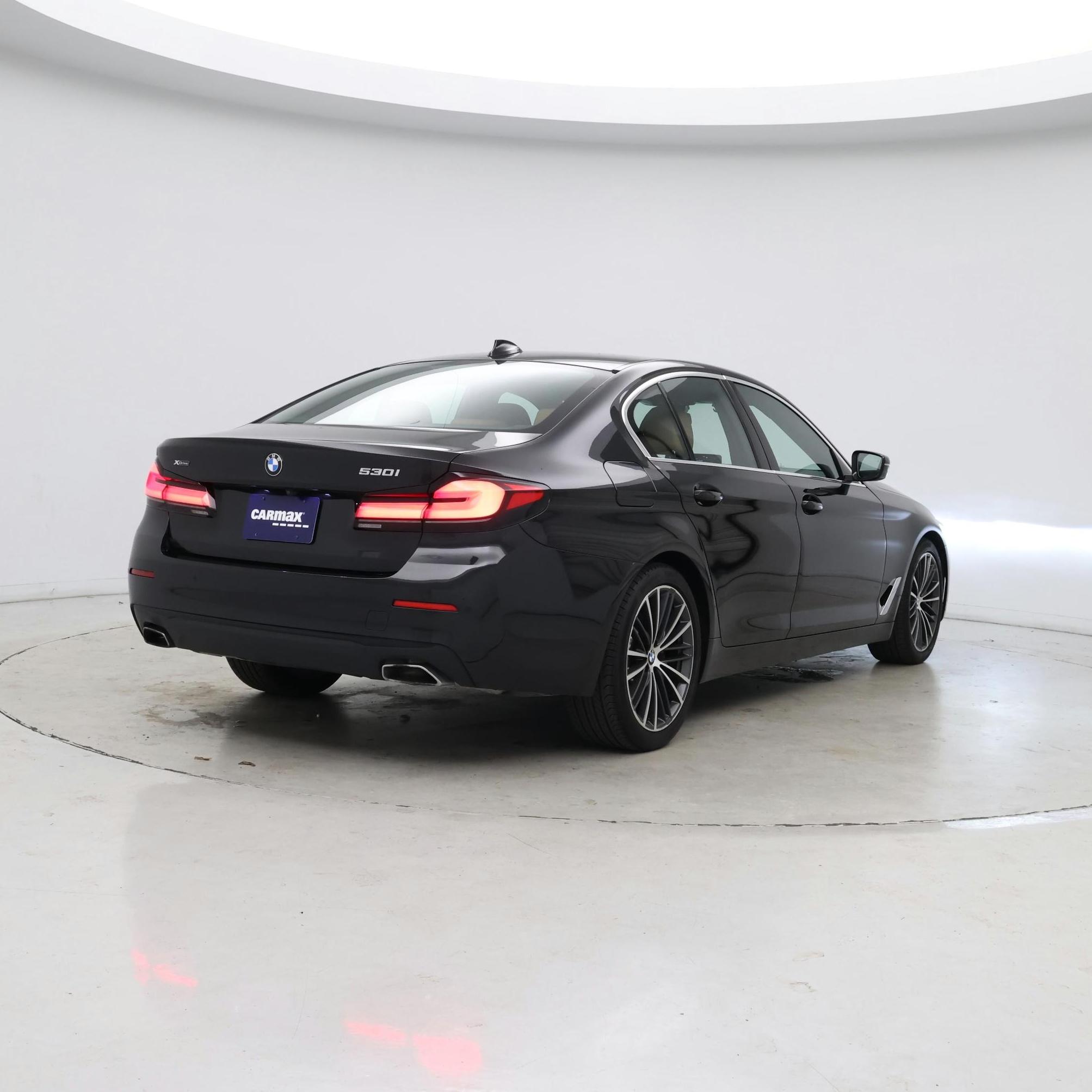 Thumbnail: 2022 BMW 5 Series - 8