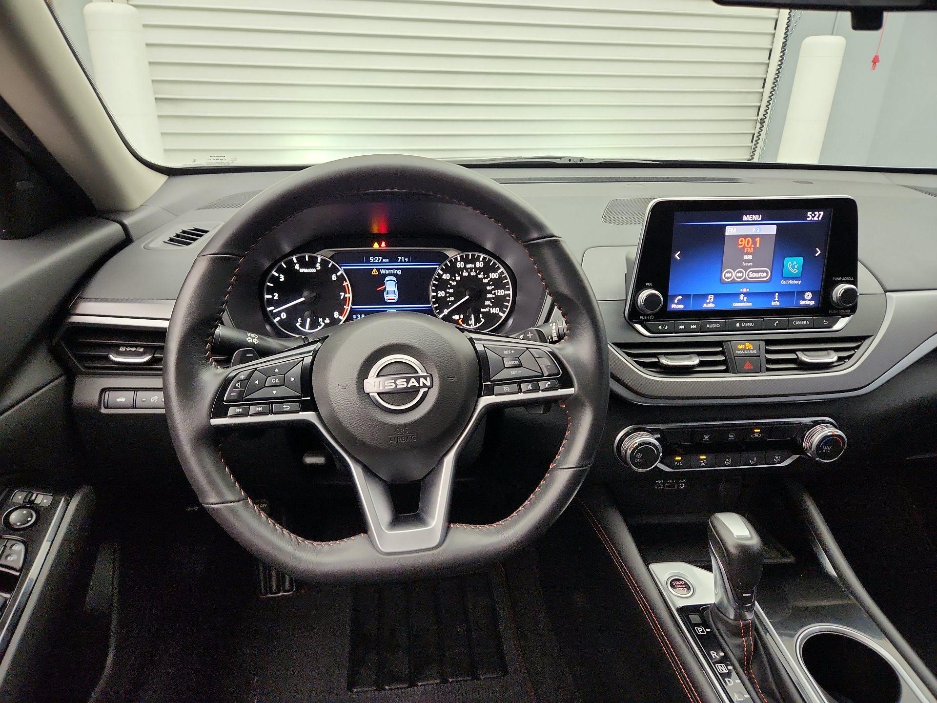 Thumbnail: 2024 Nissan Altima - 10
