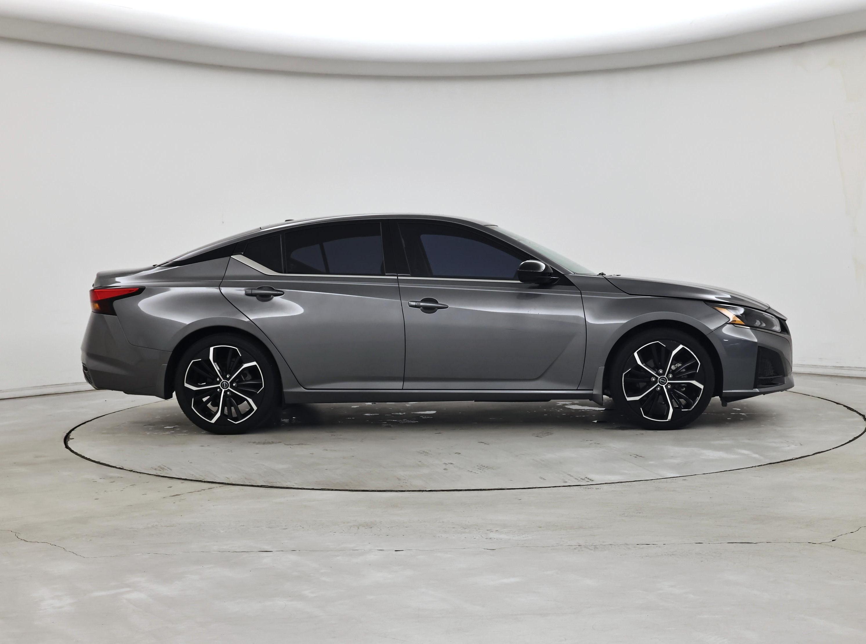 Thumbnail: 2024 Nissan Altima - 7