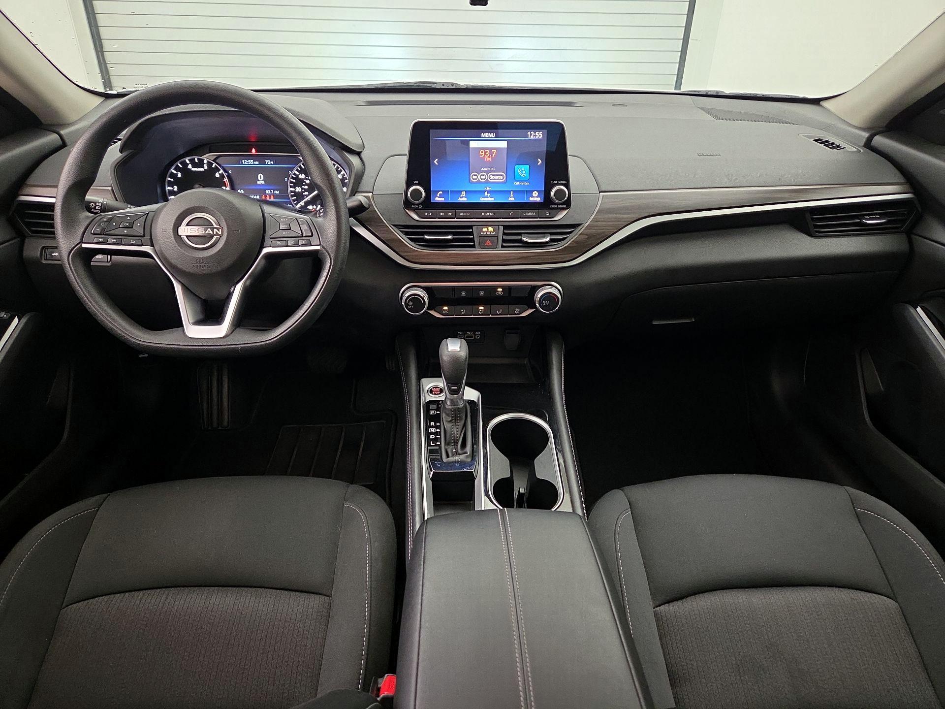 Thumbnail: 2023 Nissan Altima - 9