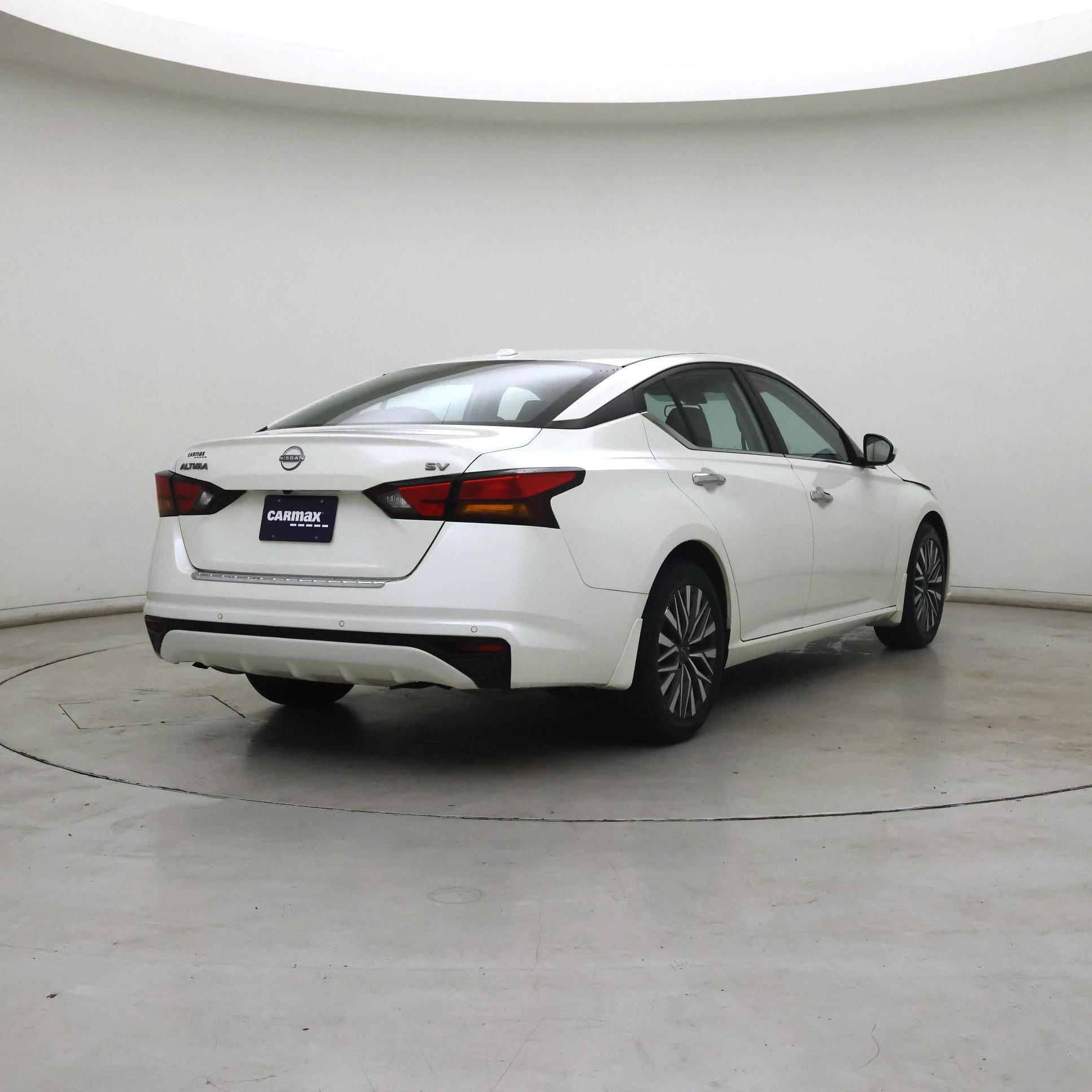 Thumbnail: 2023 Nissan Altima - 8