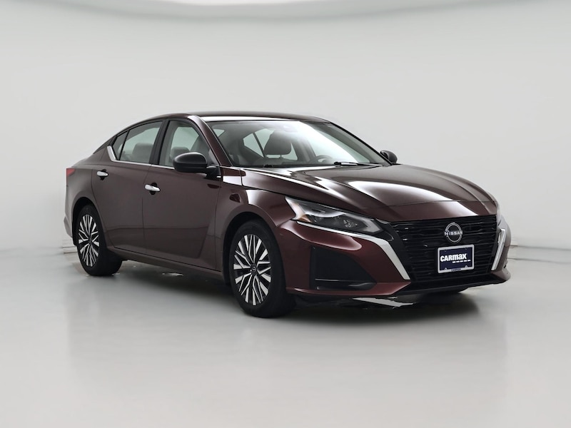2024 Nissan Altima SV