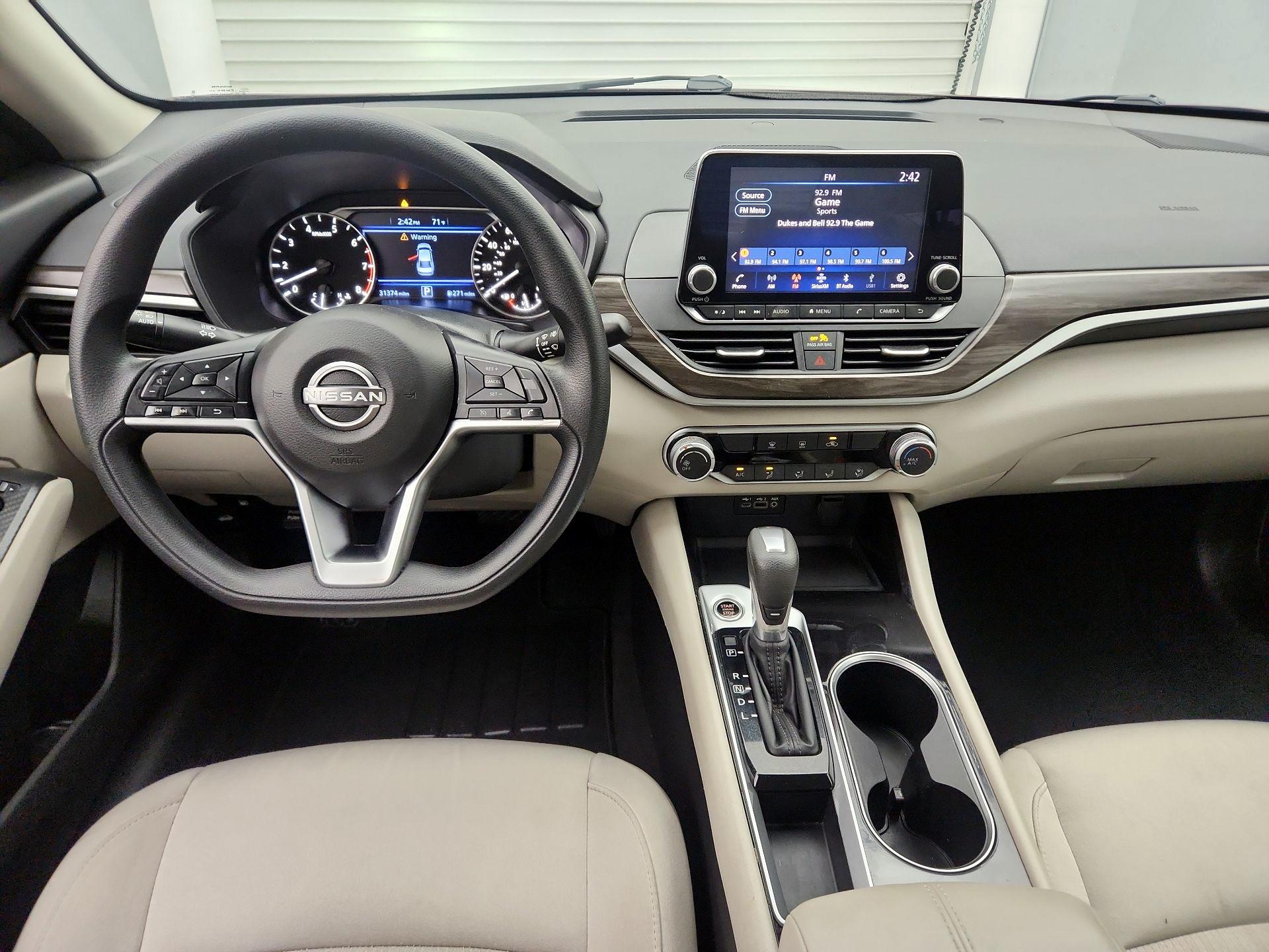 Thumbnail: 2024 Nissan Altima - 9