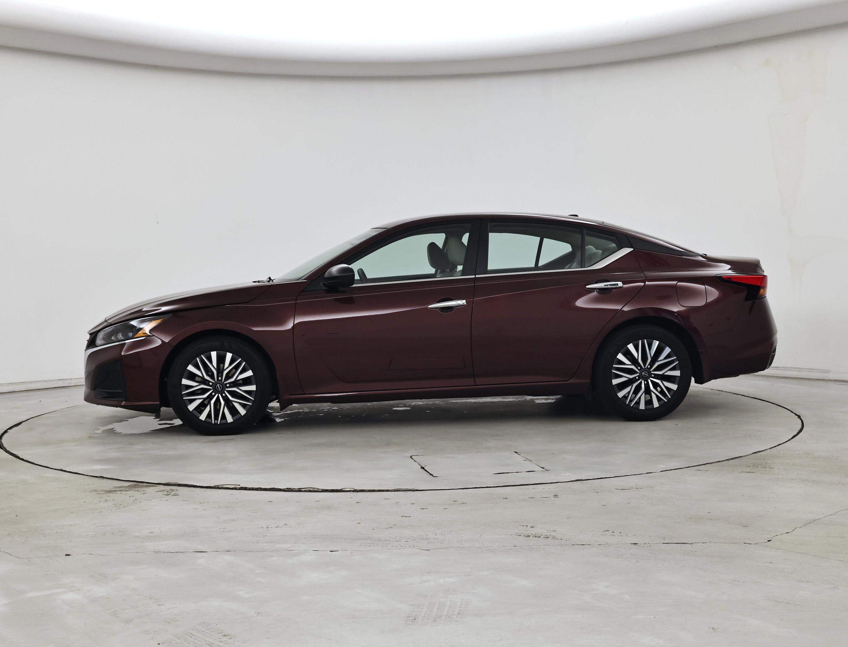 Thumbnail: 2024 Nissan Altima - 3