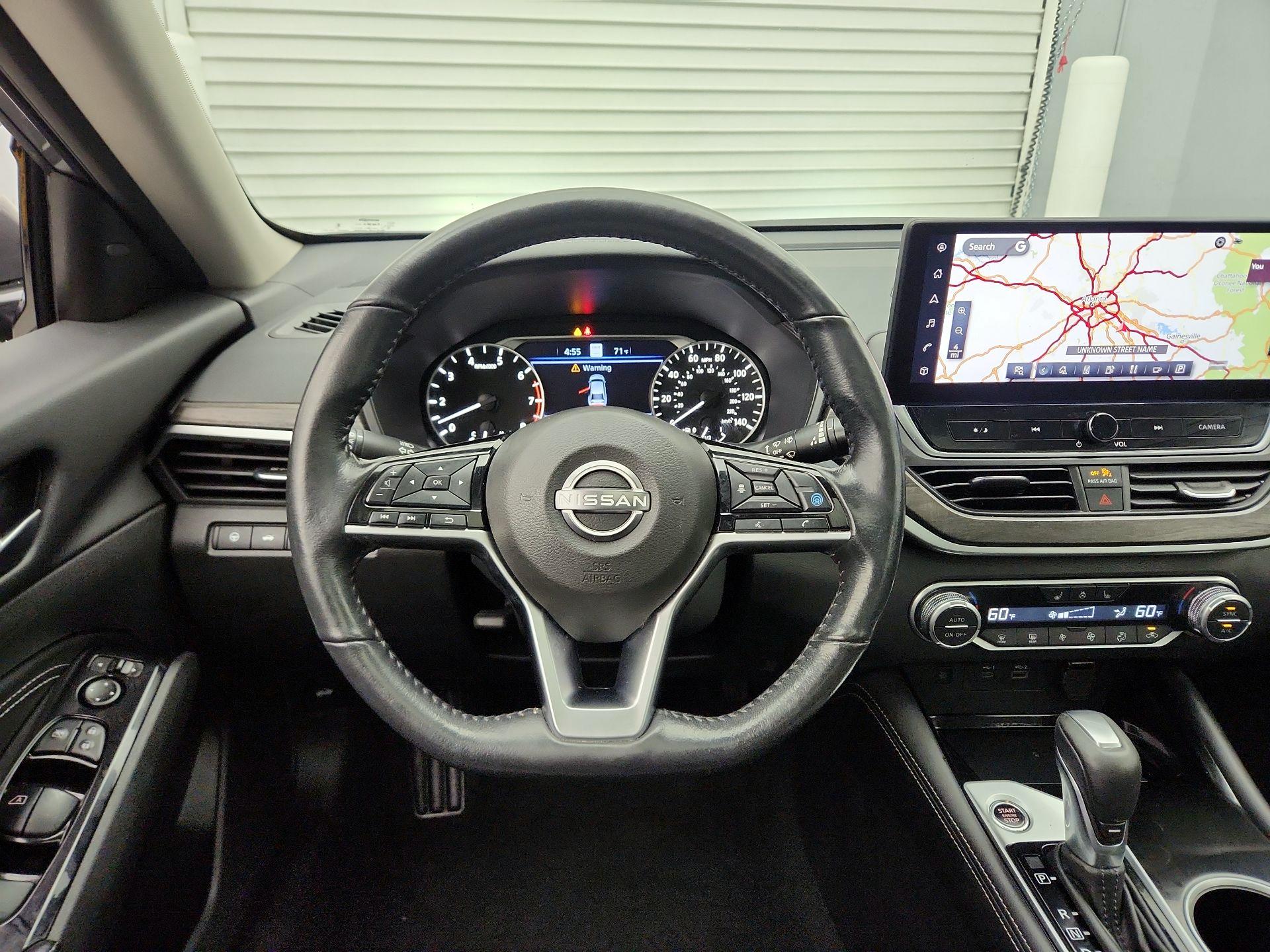 Thumbnail: 2023 Nissan Altima - 10
