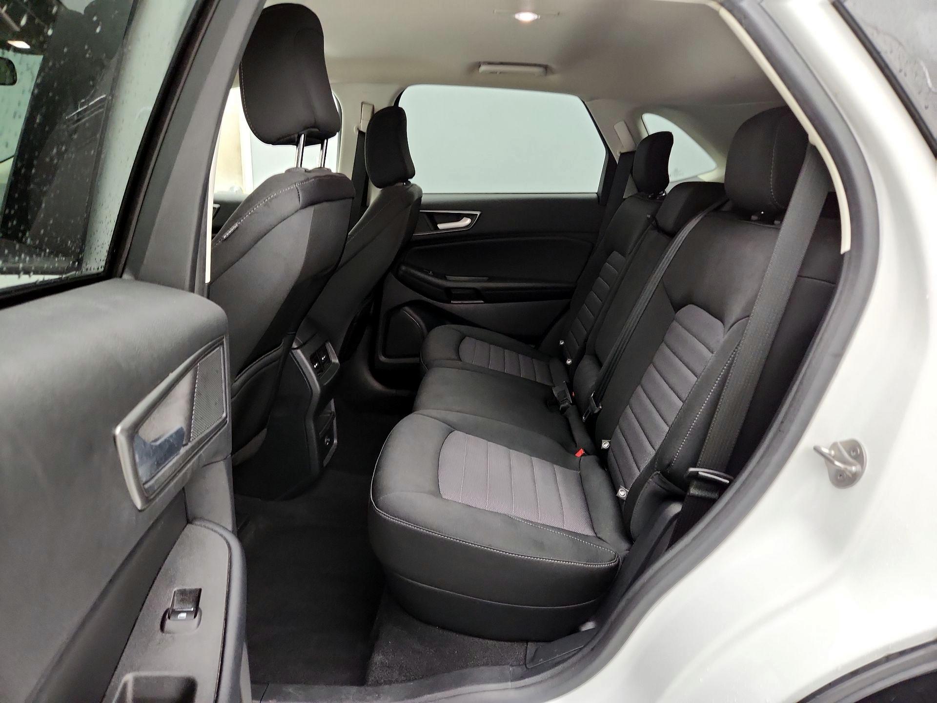 Thumbnail: 2021 Ford Edge - 19