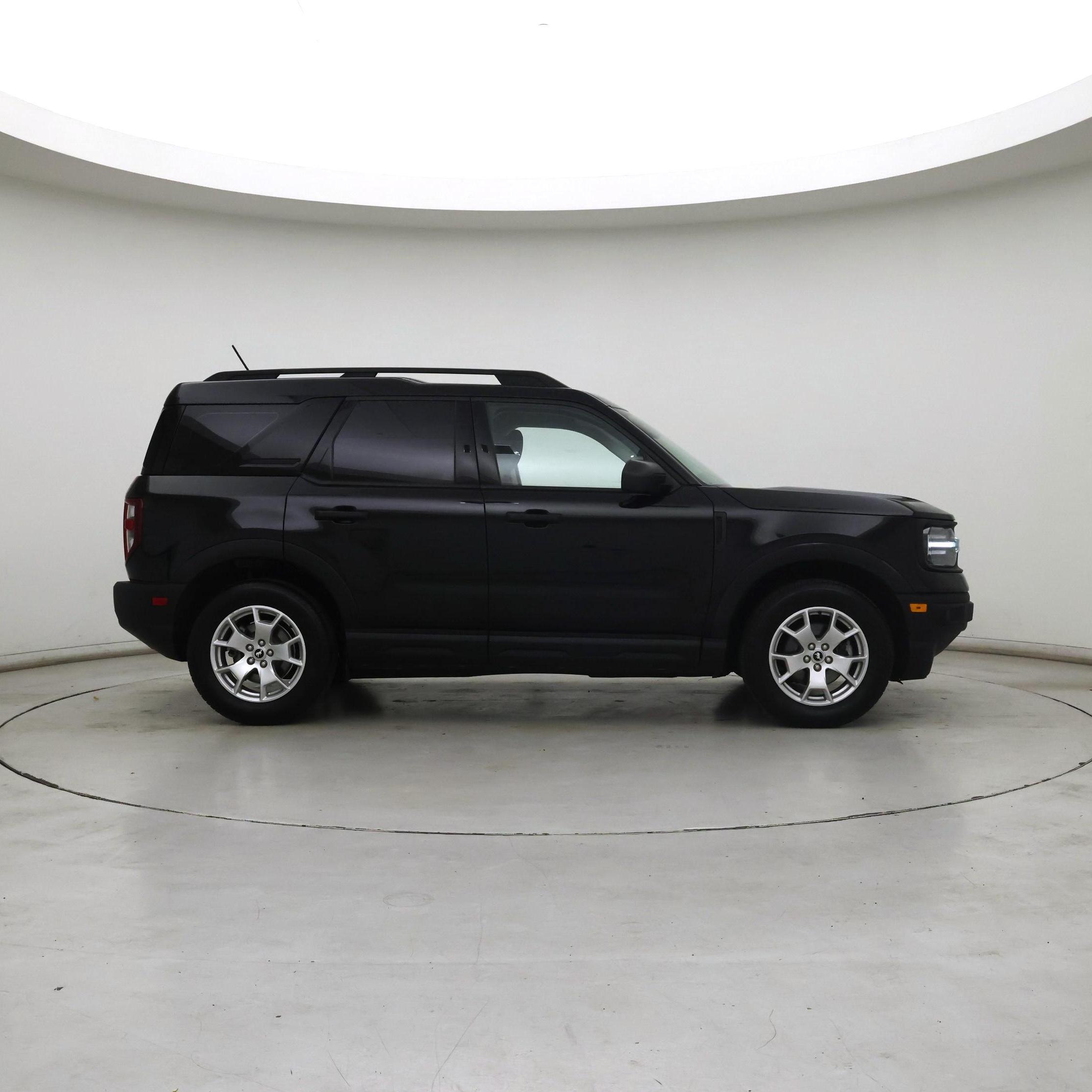 Thumbnail: 2022 Ford Bronco Sport - 7