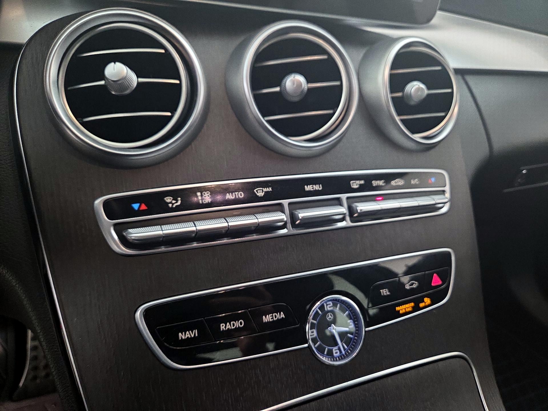Thumbnail: 2021 Mercedes-Benz C-Class - 16
