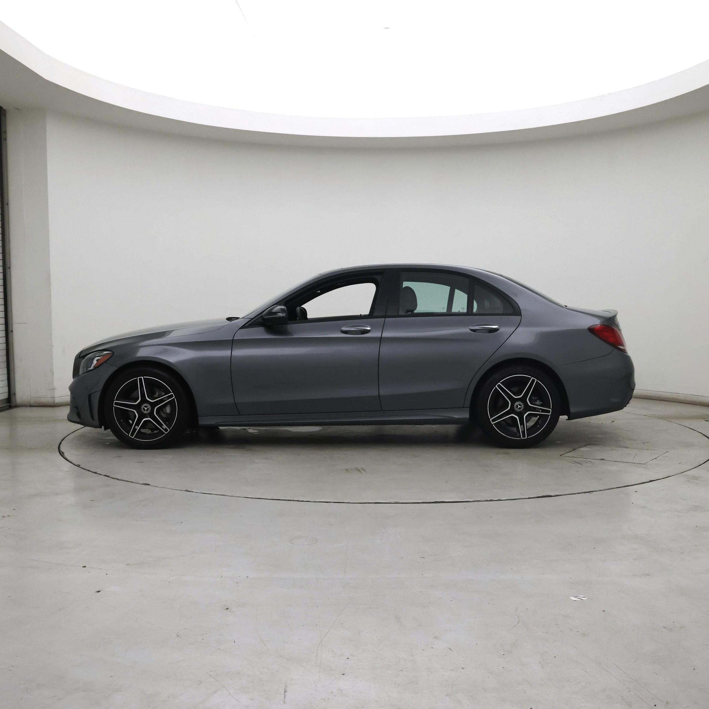 Thumbnail: 2021 Mercedes-Benz C-Class - 3