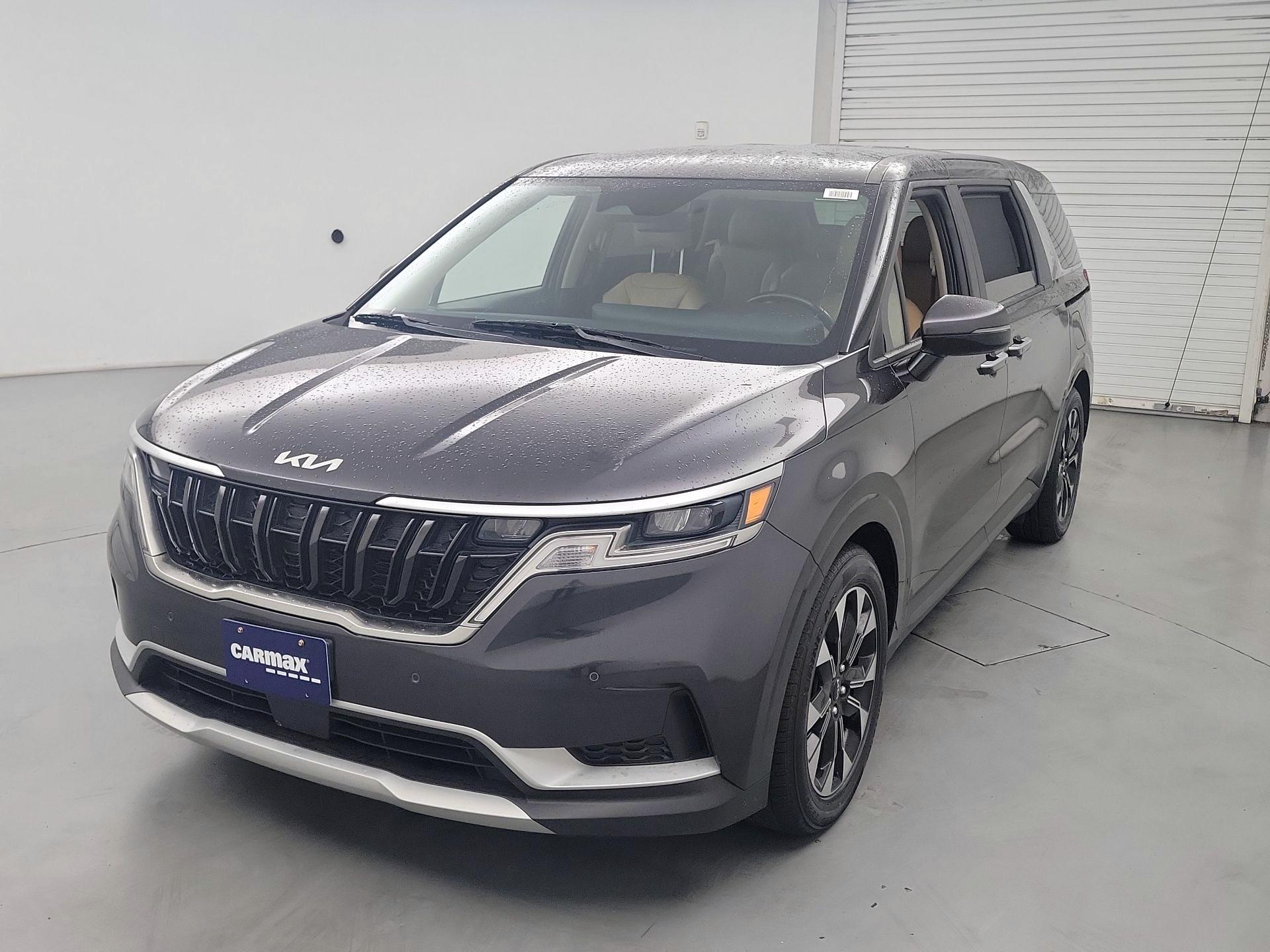Thumbnail: 2024 Kia Carnival - 3
