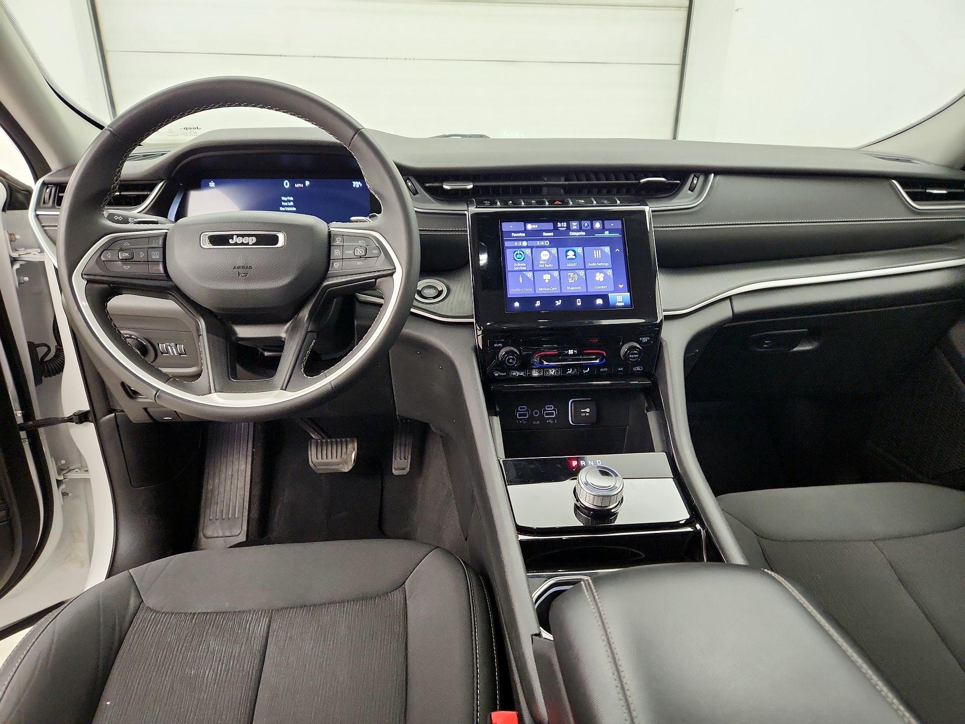Thumbnail: 2023 Jeep Grand Cherokee - 9