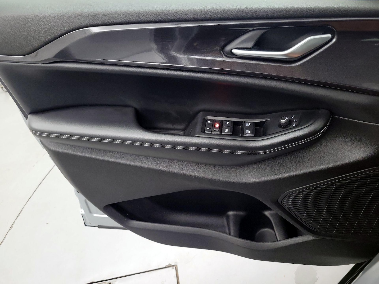 2023 Jeep Grand Cherokee L Altitude - Photo 11