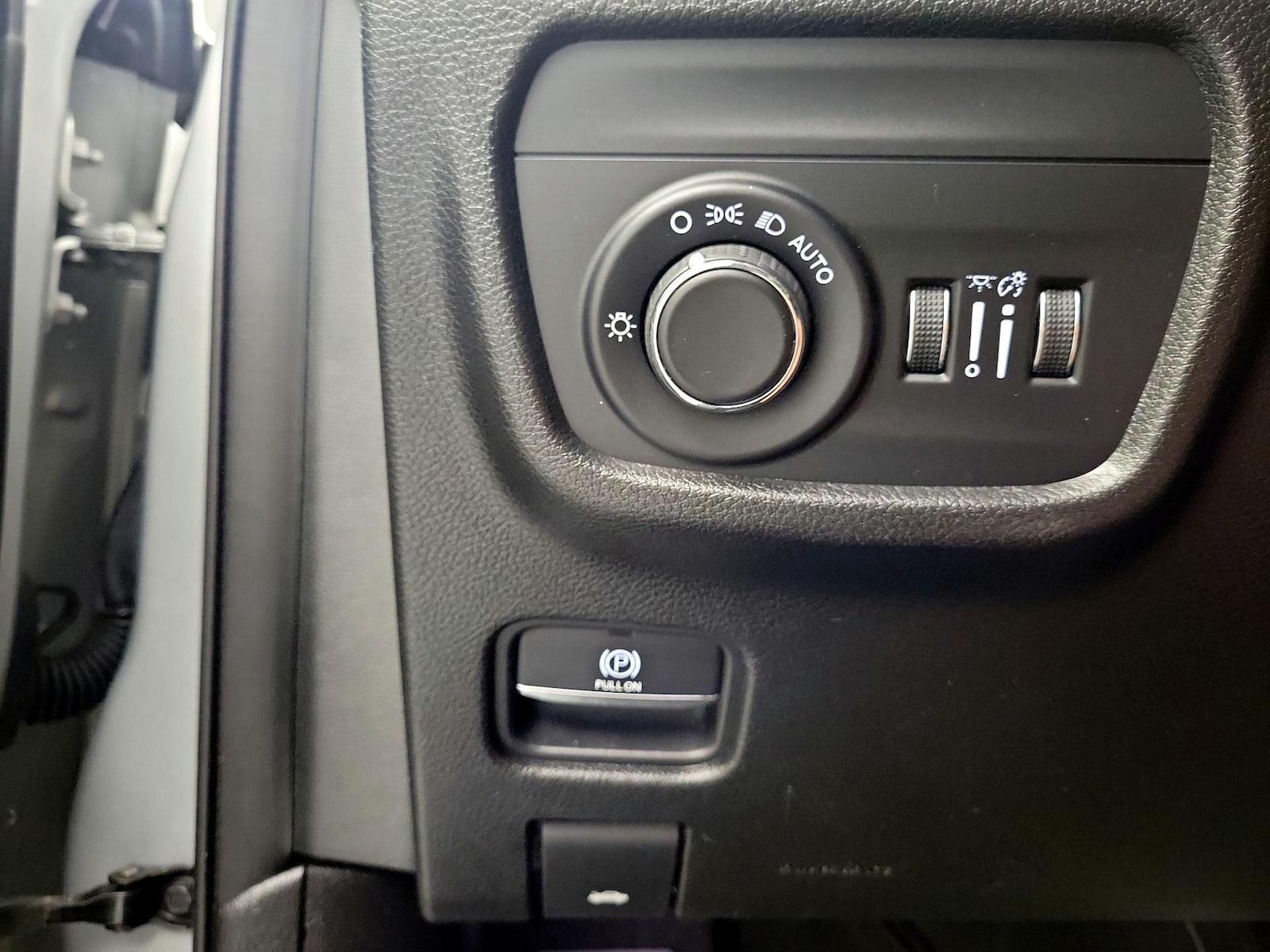 2023 Jeep Grand Cherokee L Altitude - Photo 12