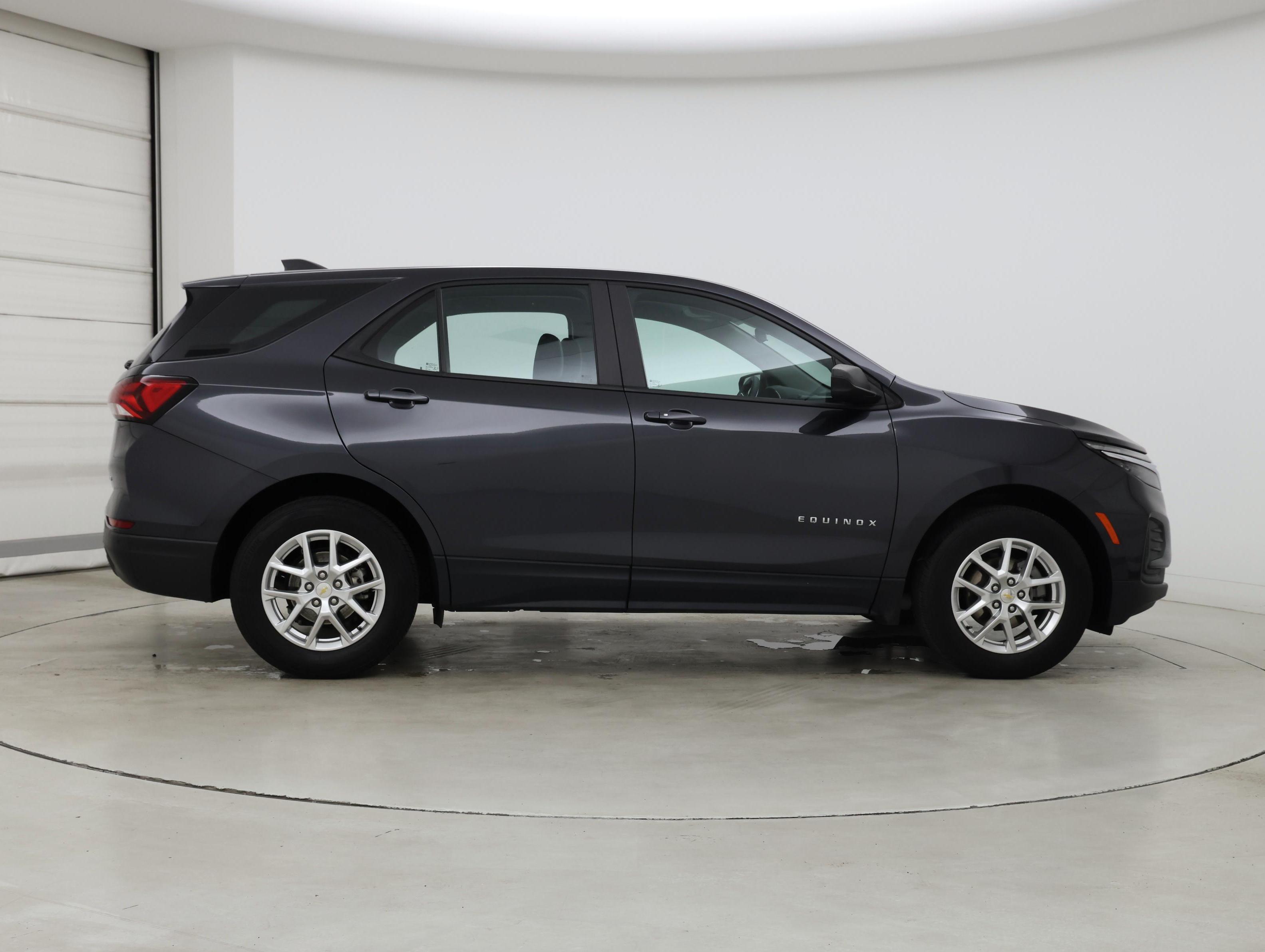 Thumbnail: 2022 Chevrolet Equinox - 7