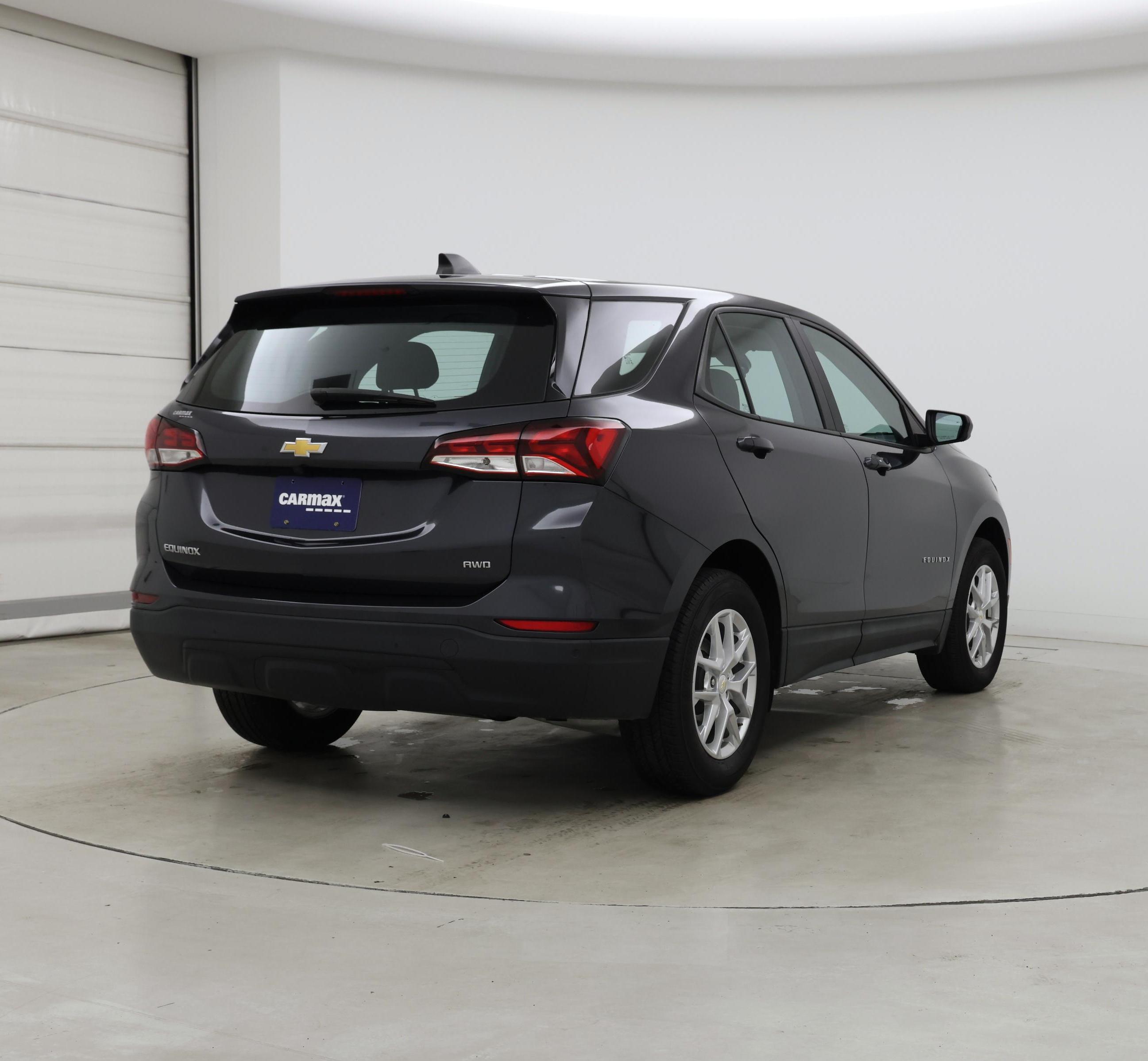 Thumbnail: 2022 Chevrolet Equinox - 8