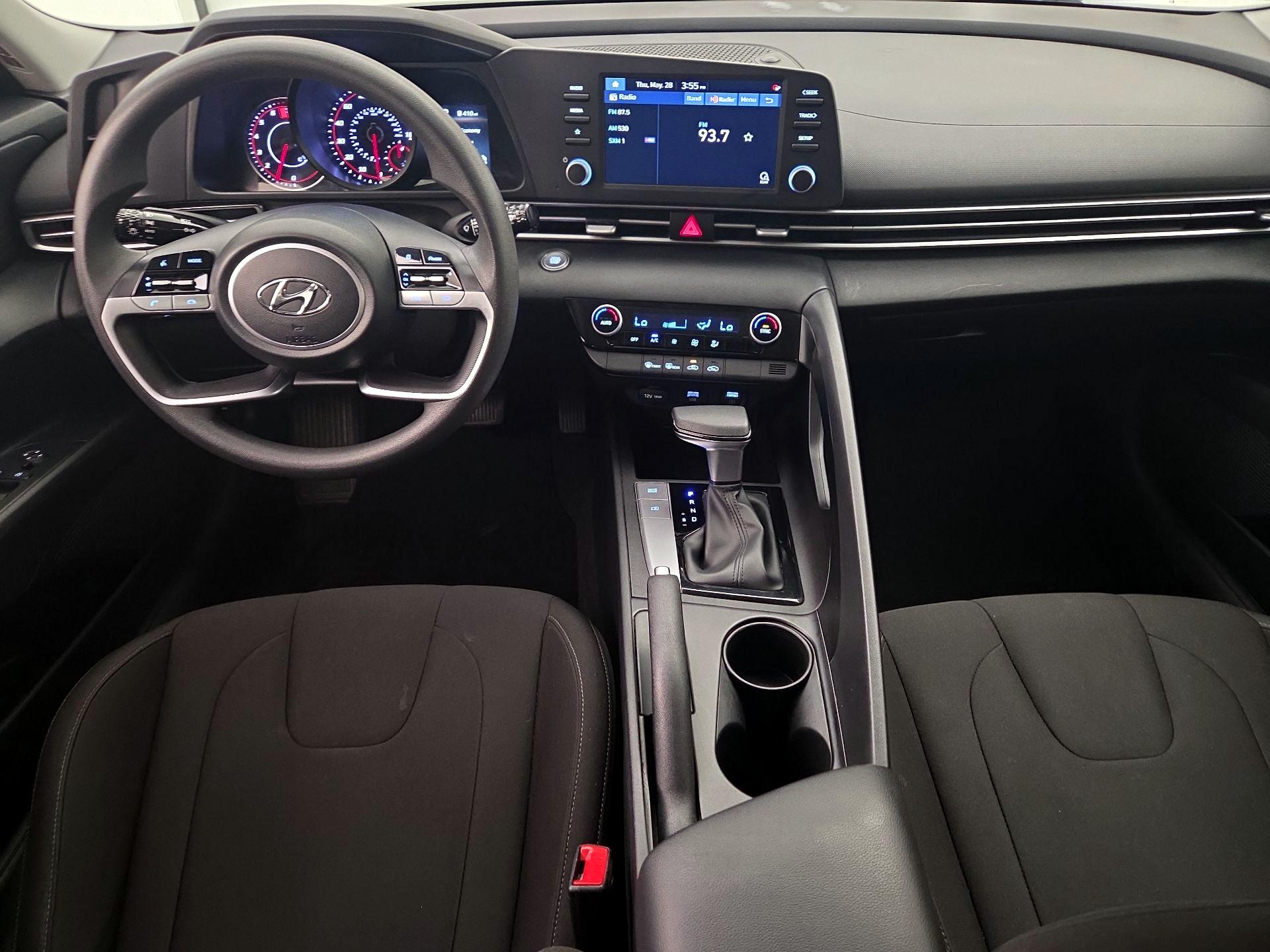 Thumbnail: 2023 Hyundai Elantra - 9