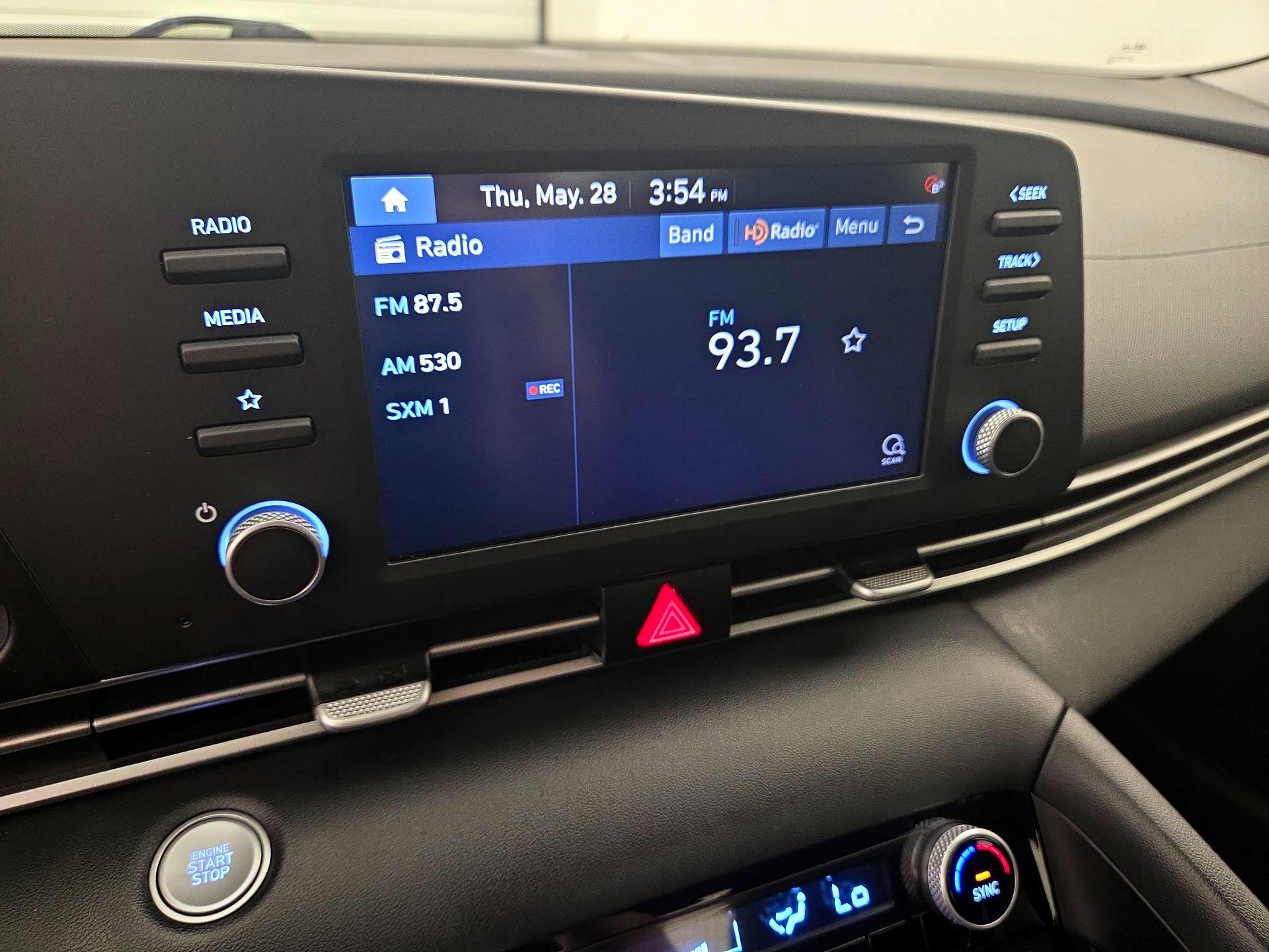 Thumbnail: 2023 Hyundai Elantra - 15