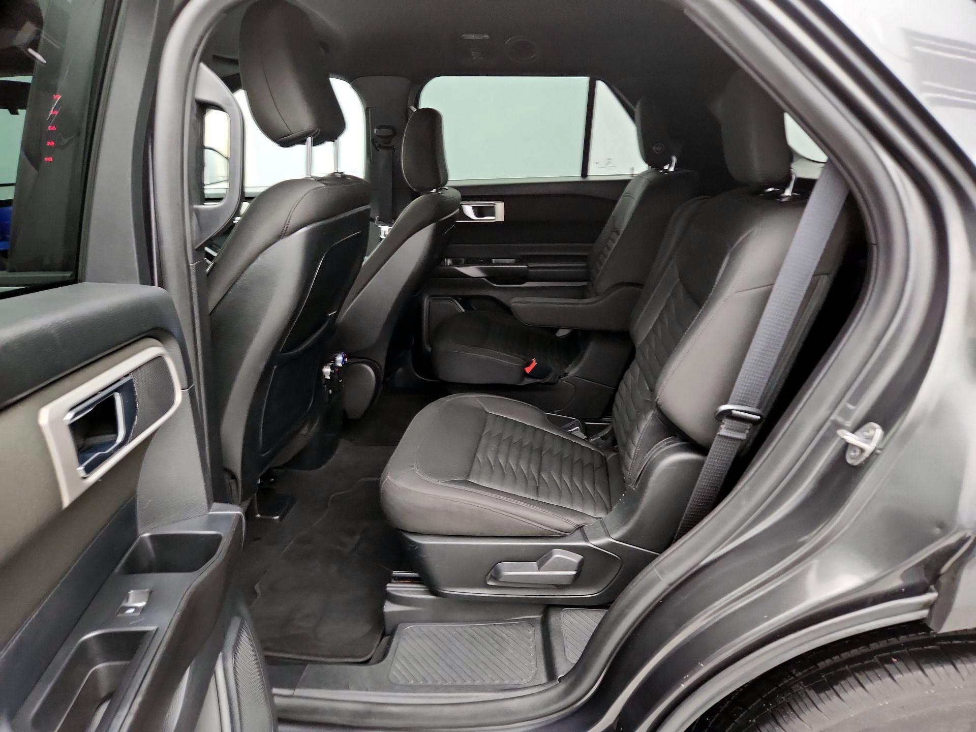 Thumbnail: 2020 Ford Explorer - 19