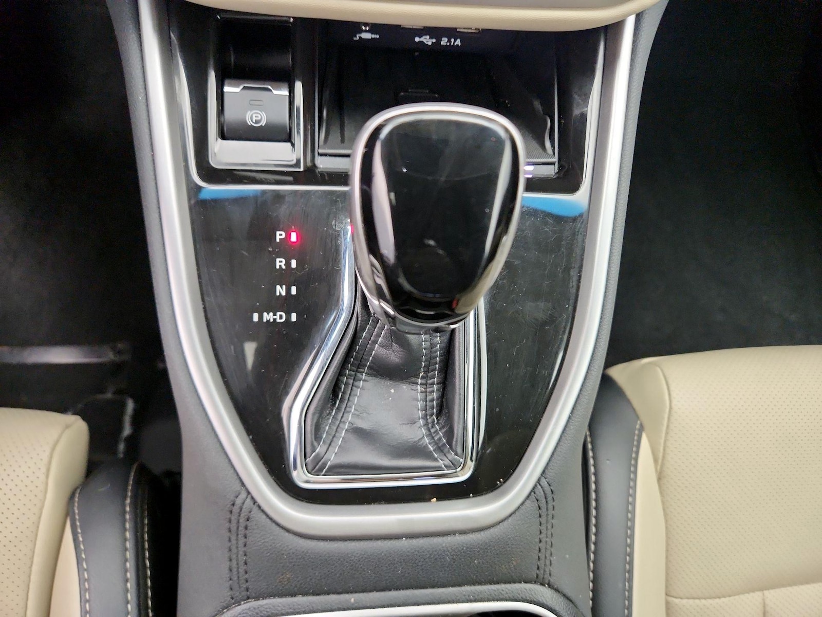 2021 Subaru Outback Limited - Photo 18