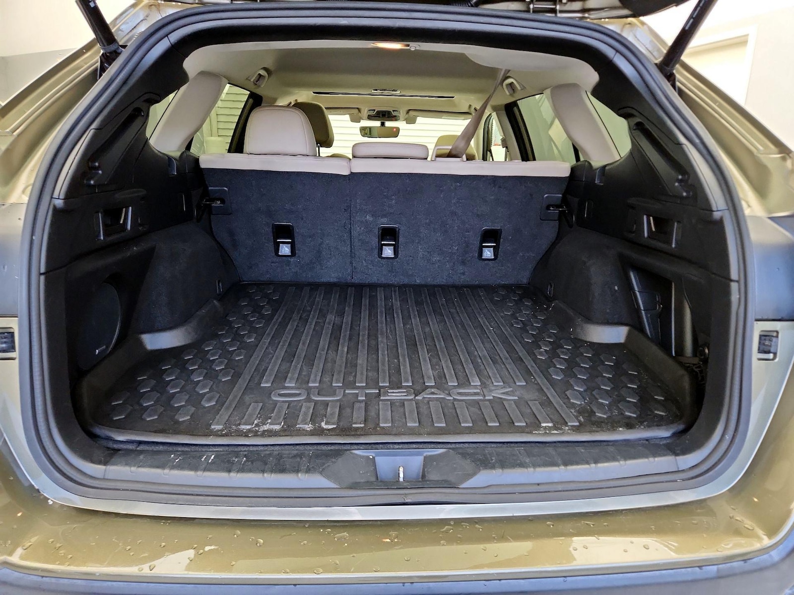 2021 Subaru Outback Limited - Photo 22