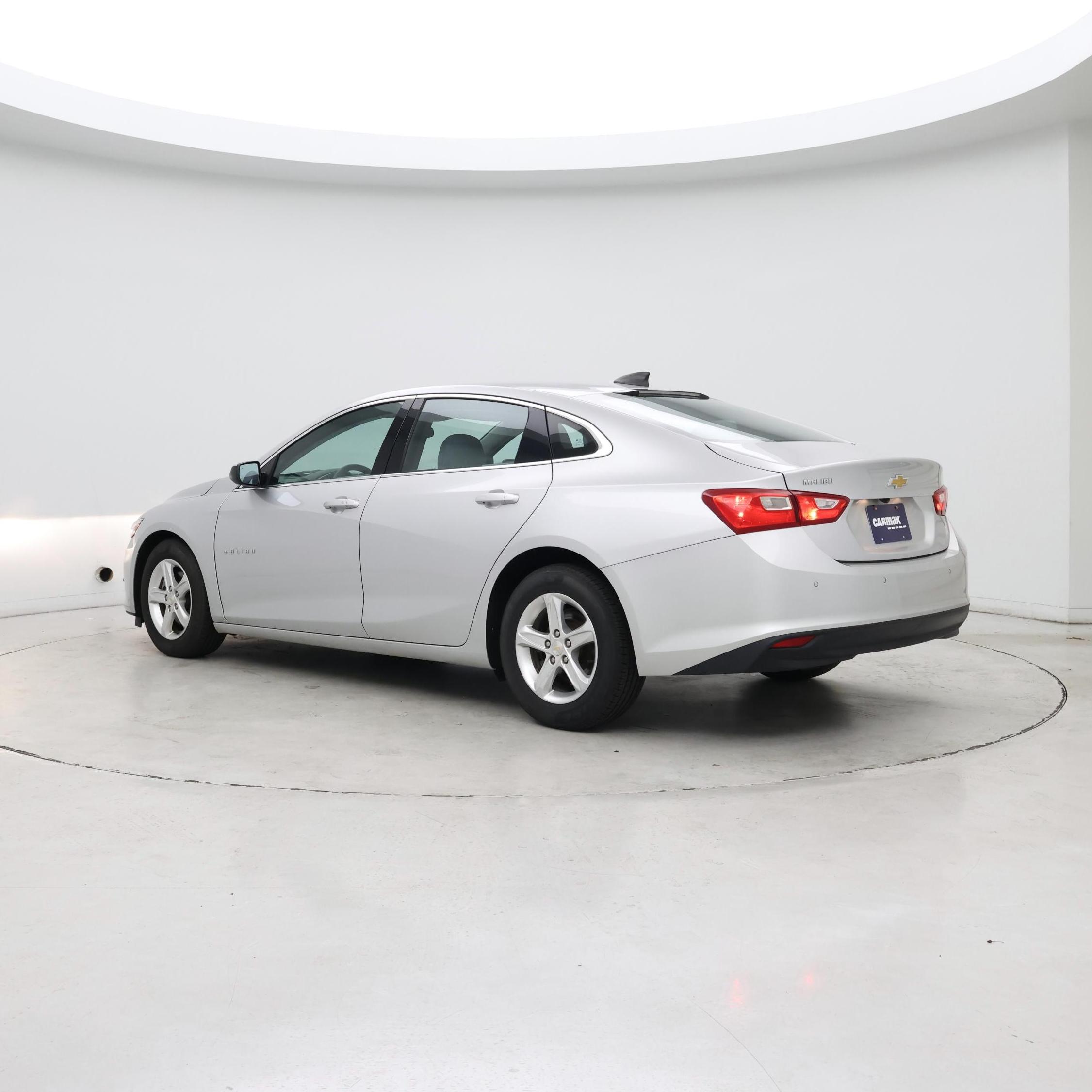 Thumbnail: 2022 Chevrolet Malibu - 8