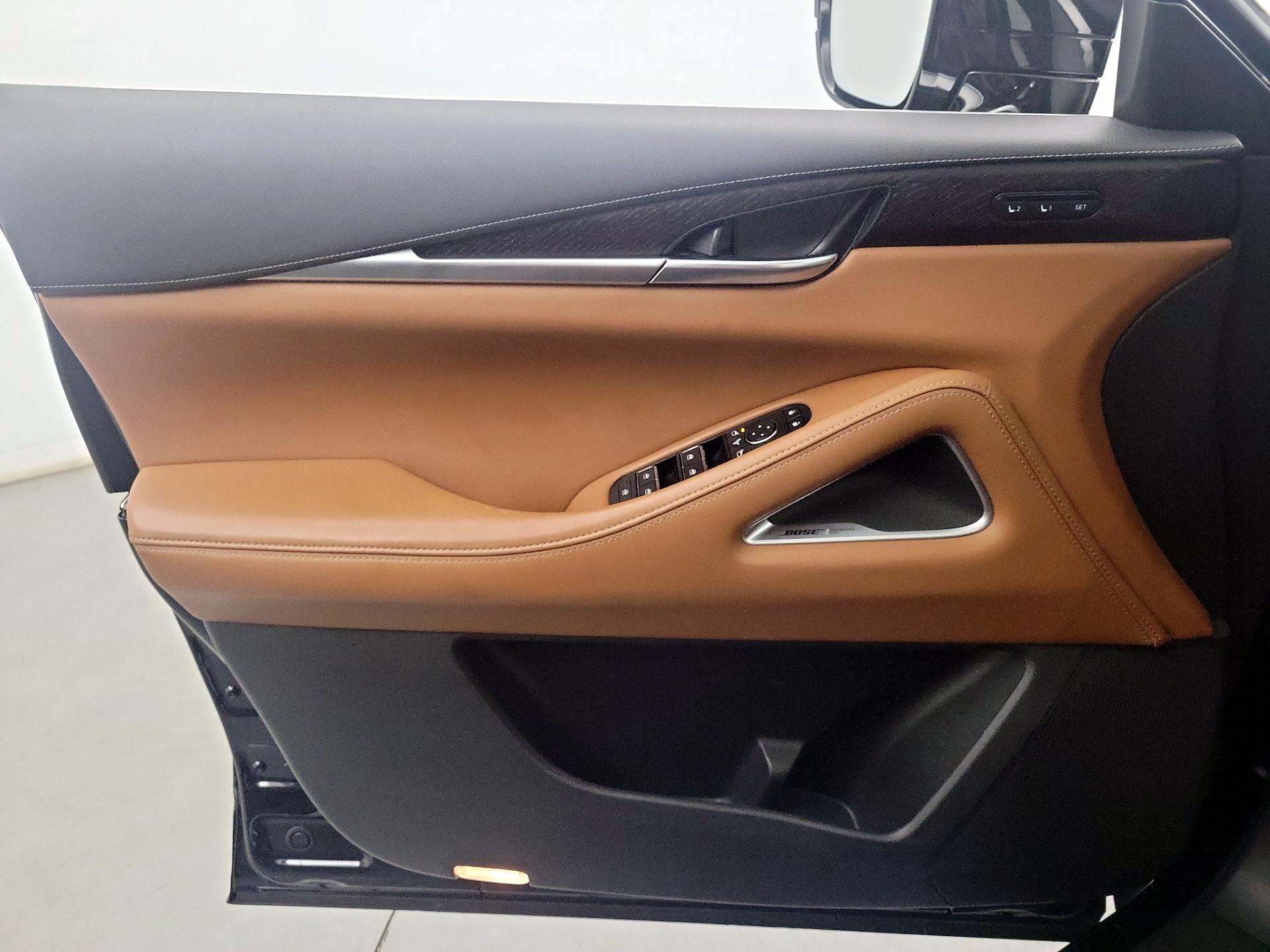 Thumbnail: 2023 INFINITI QX60 - 10