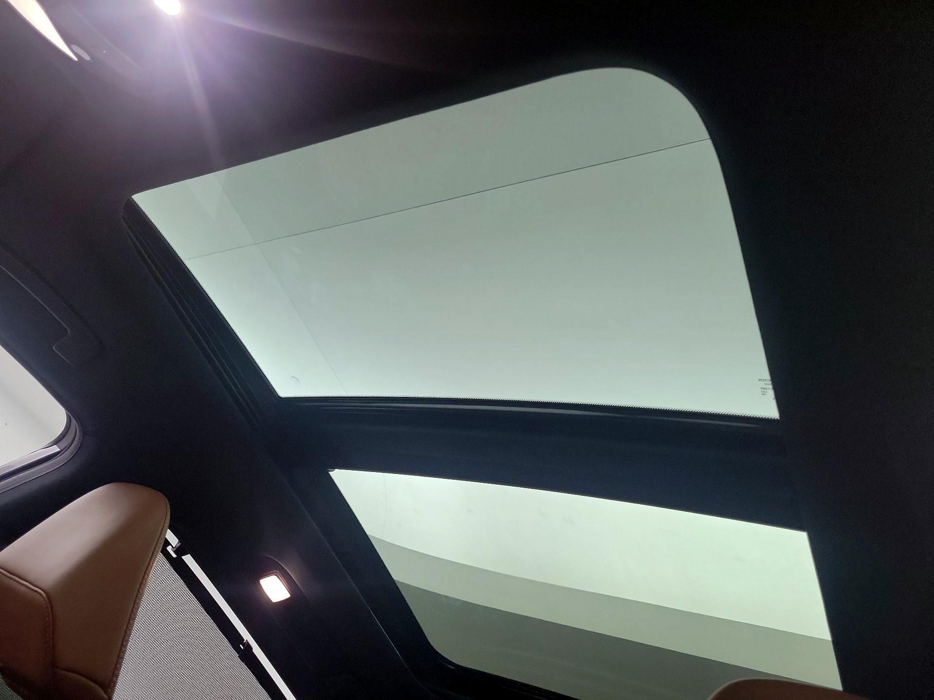 Thumbnail: 2023 INFINITI QX60 - 18