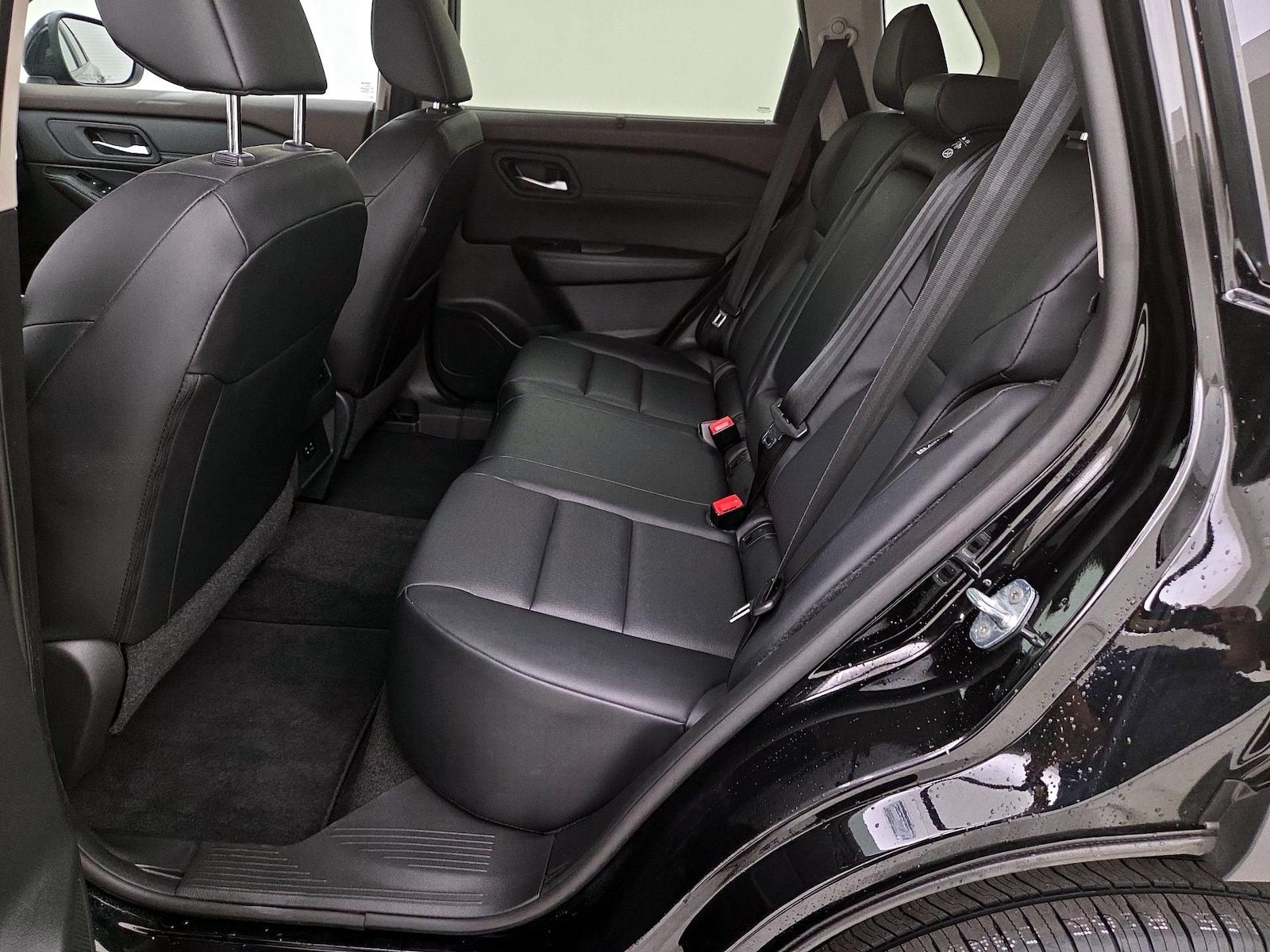 2023 Nissan Rogue SV - Photo 21