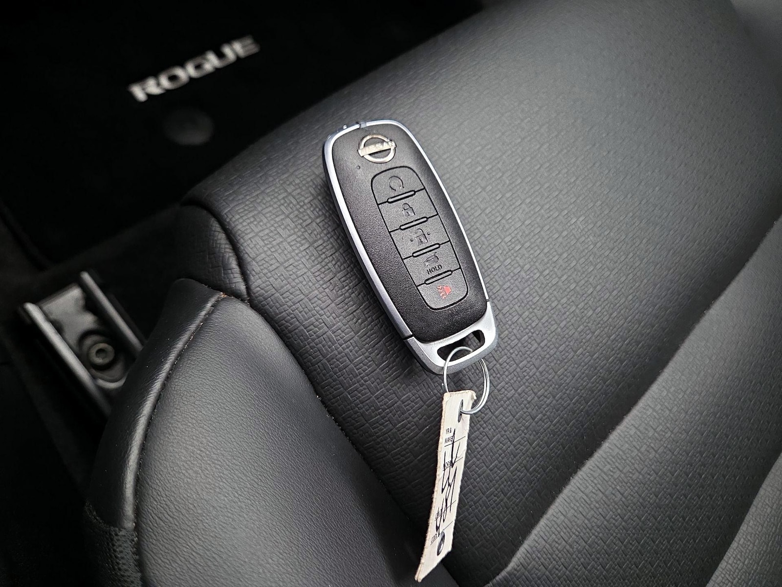 2023 Nissan Rogue SV - Photo 24