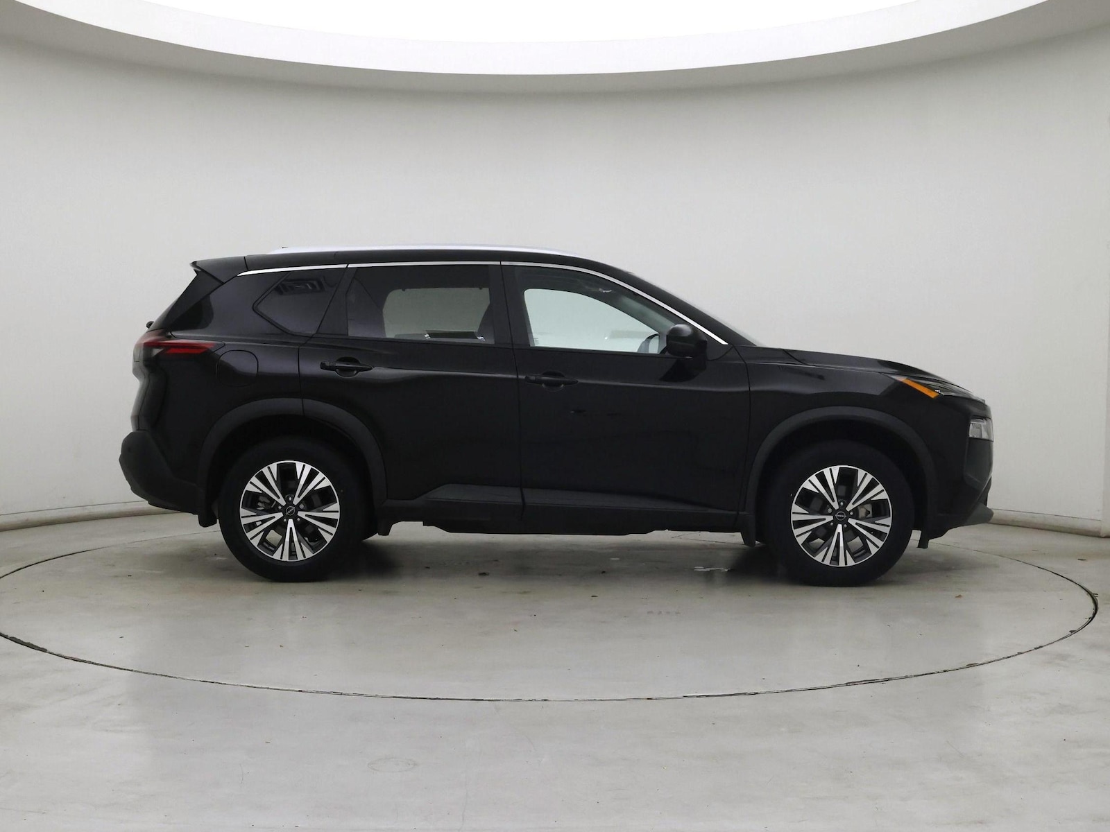 2023 Nissan Rogue SV - Photo 8