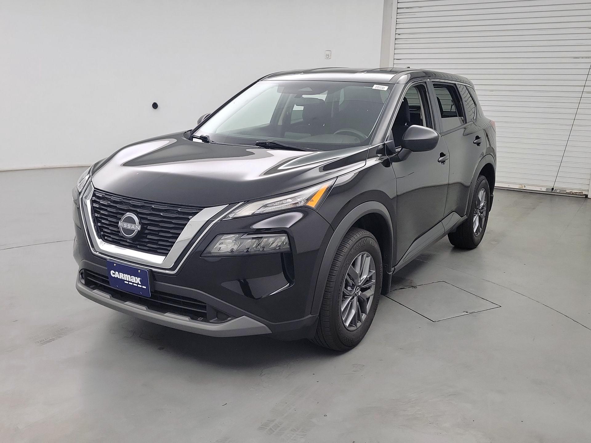 Thumbnail: 2023 Nissan Rogue - 3
