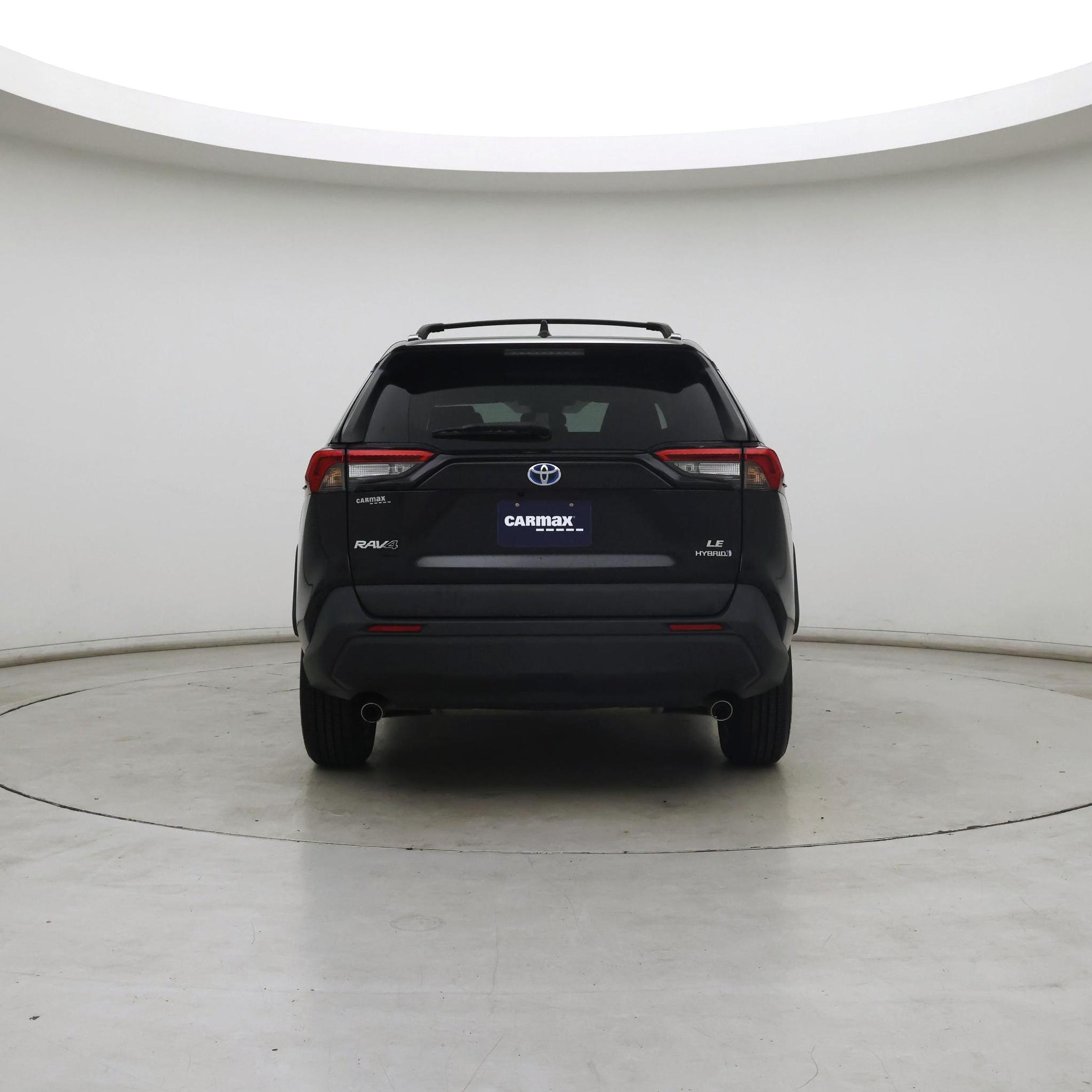 Thumbnail: 2021 Toyota RAV4 - 6