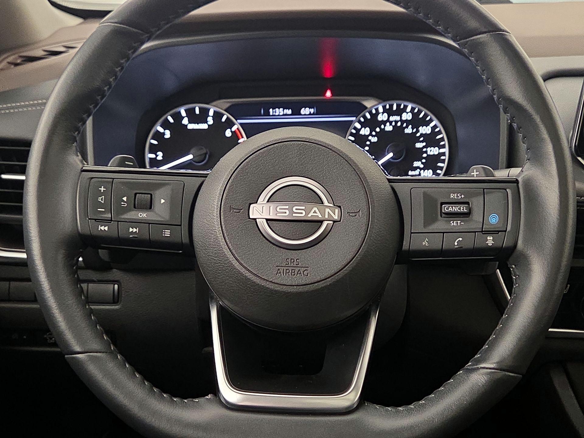 Thumbnail: 2023 Nissan Rogue - 10