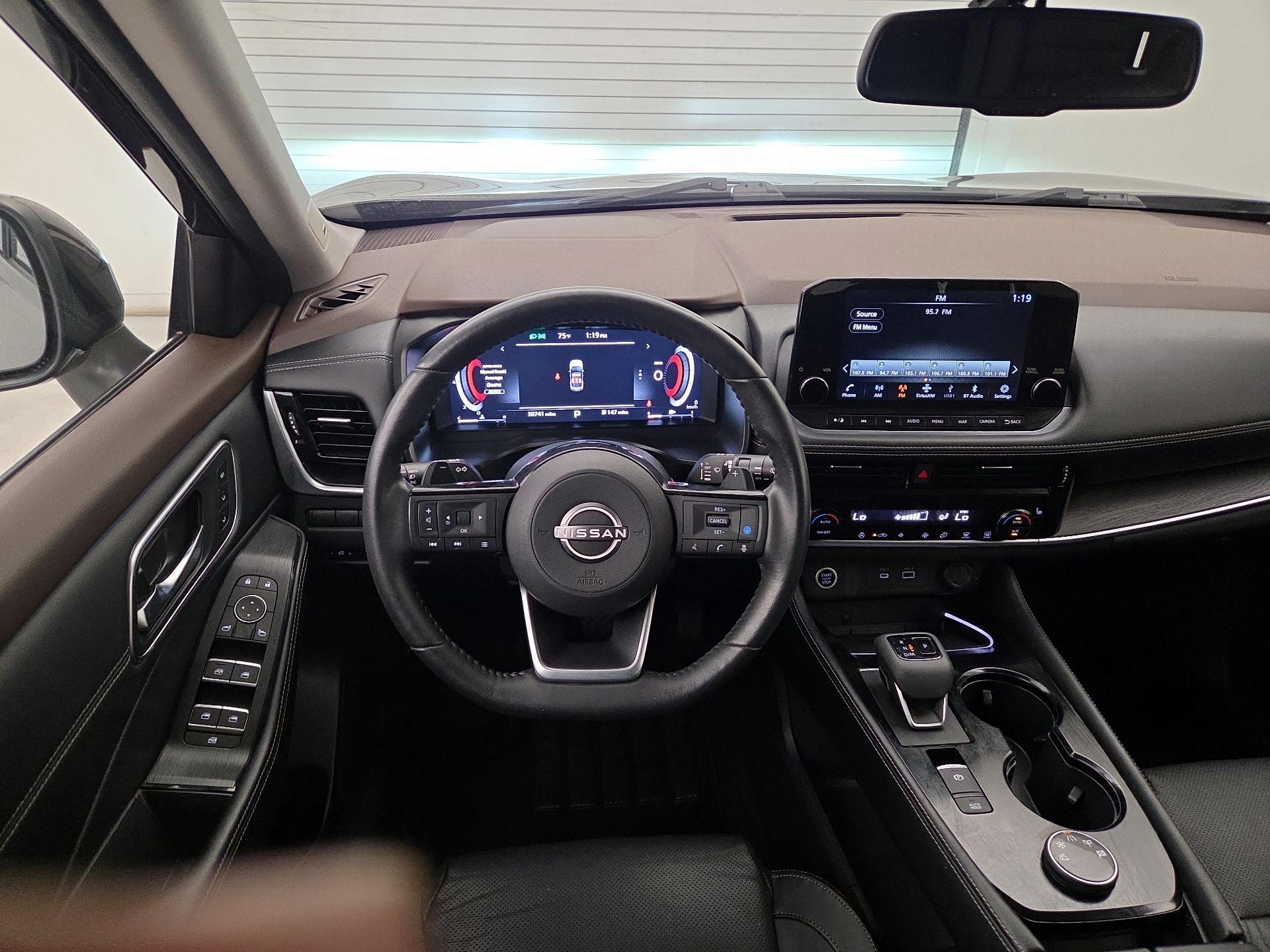 Thumbnail: 2023 Nissan Rogue - 10