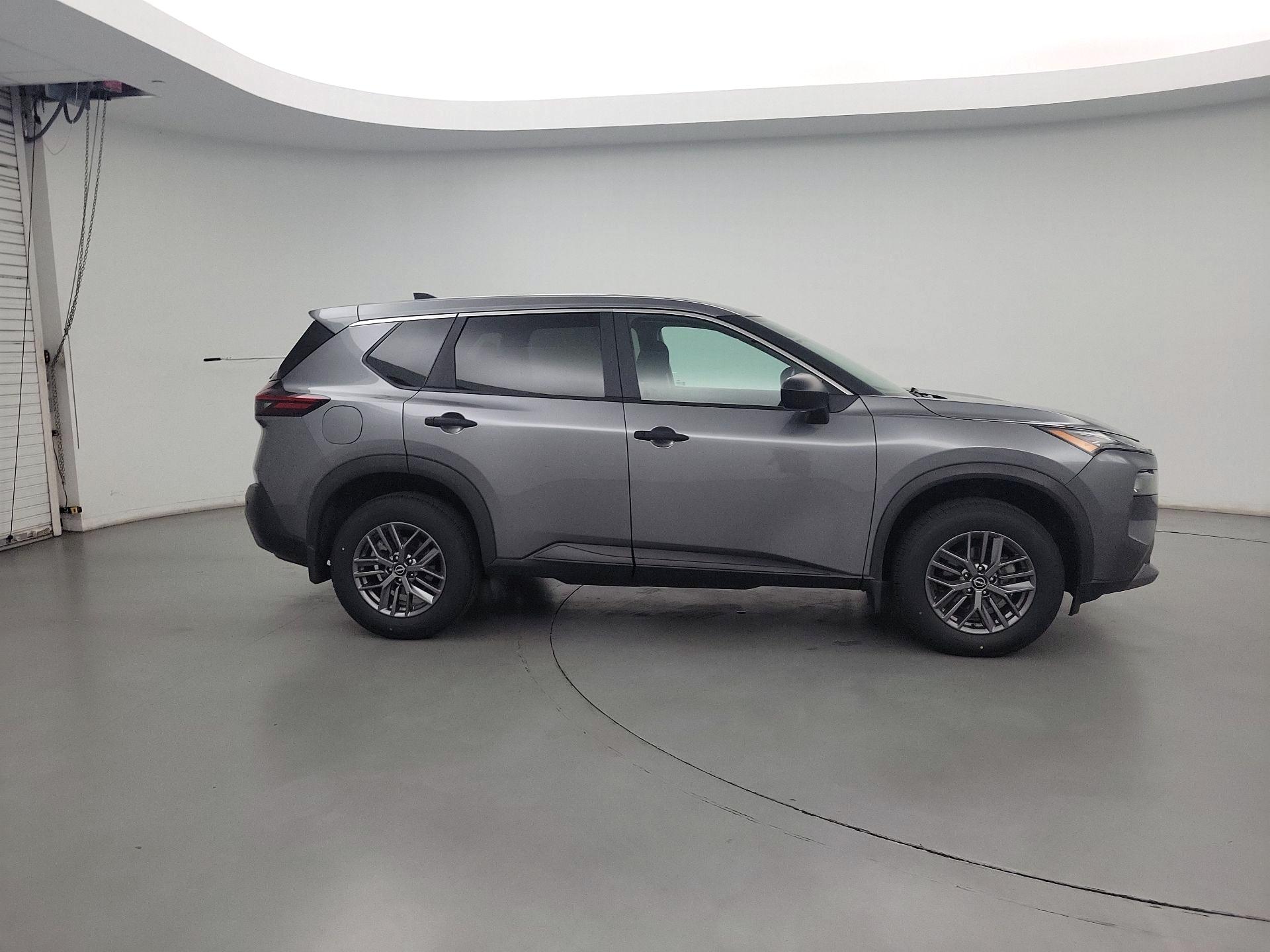 Thumbnail: 2023 Nissan Rogue - 4